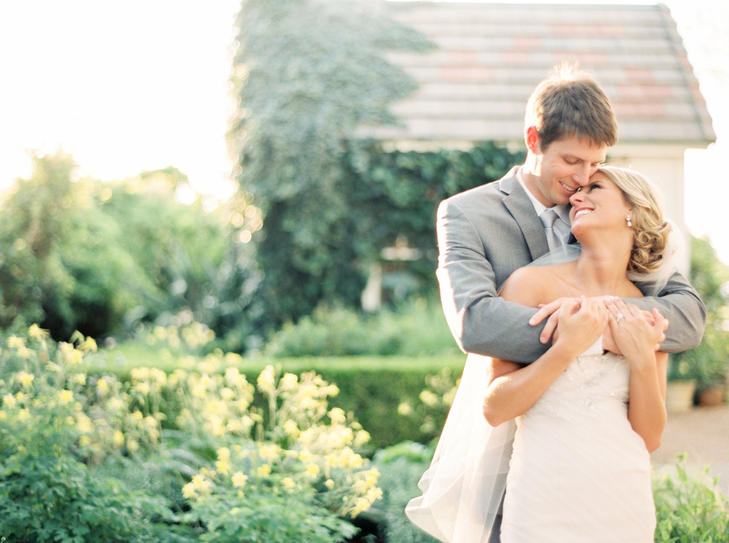 Stunning Outdoor Austin Wedding - Lindsey Brunk