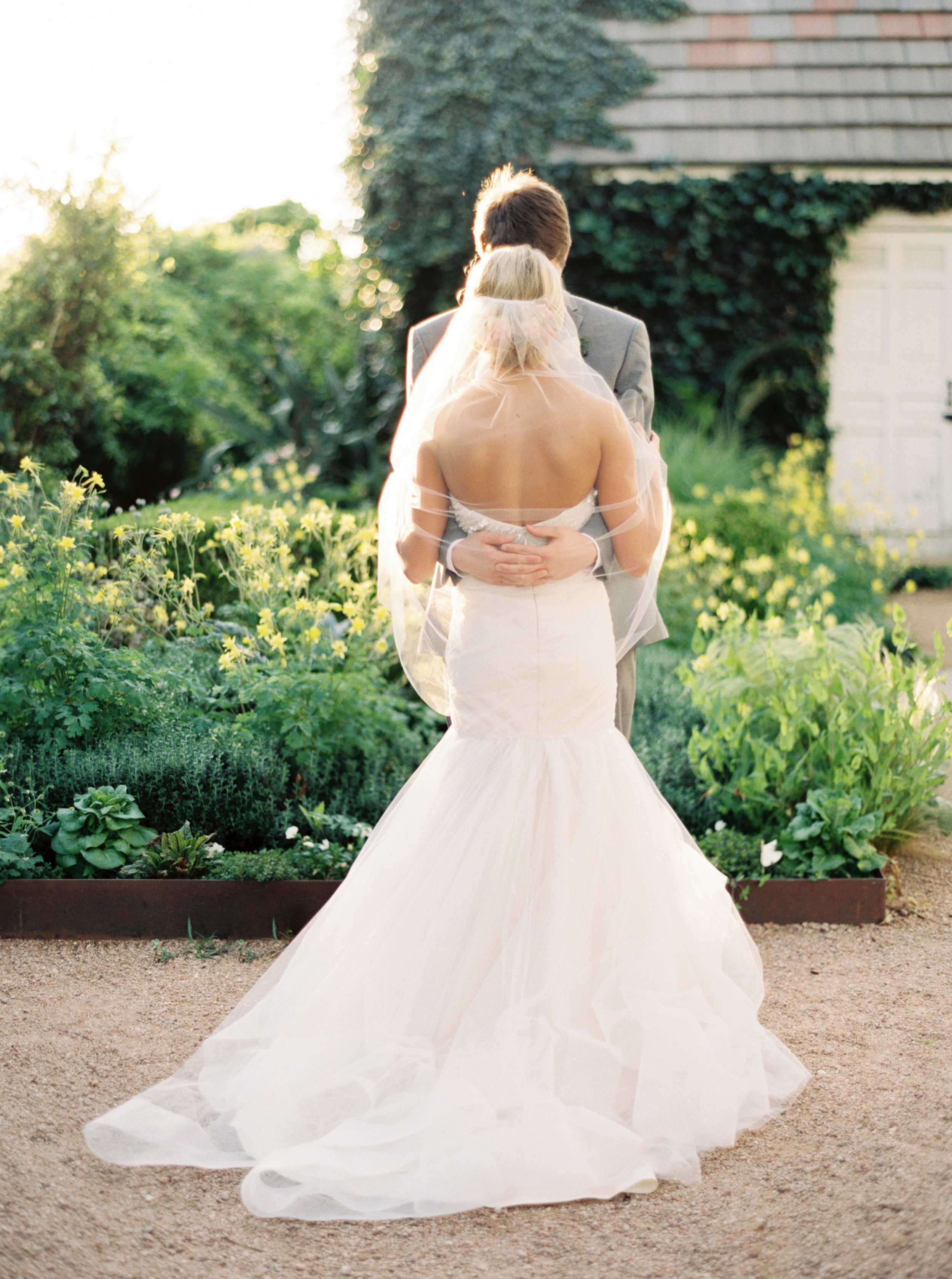 Stunning Outdoor Austin Wedding - Lindsey Brunk