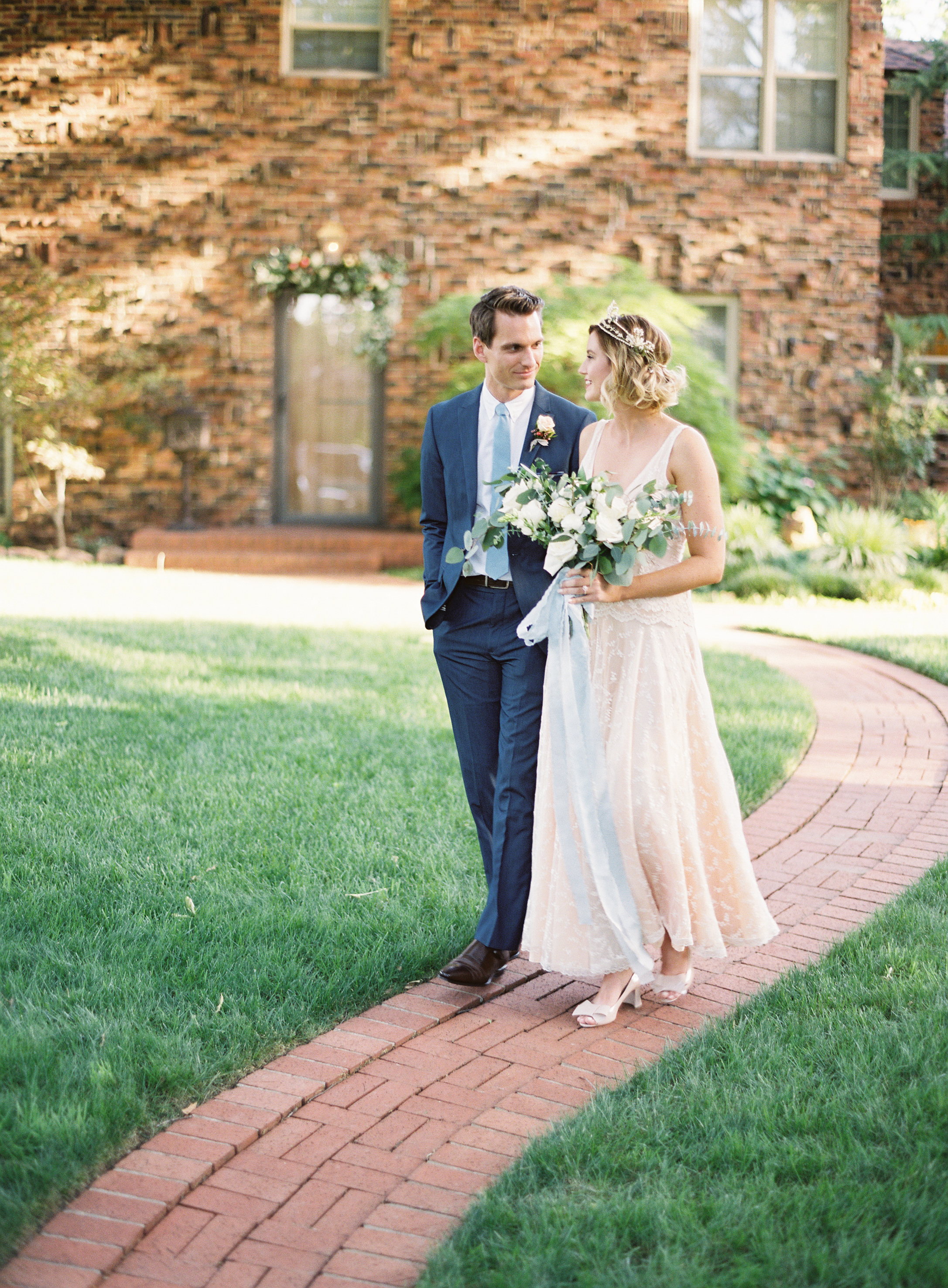 Stylish Backyard Wedding - Lindsey Brunk