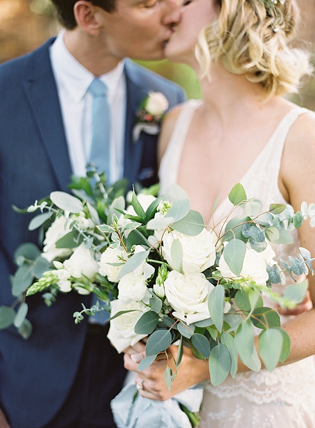 Stylish Backyard Wedding - Lindsey Brunk