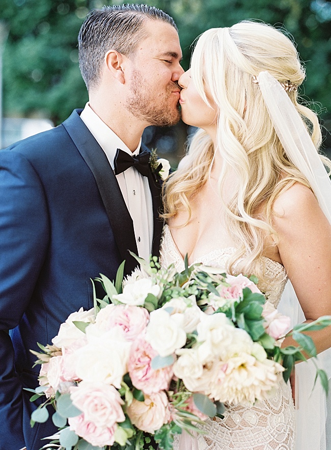 Wedding Sparrow: Best Real Weddings of 2016 - Lindsey Brunk