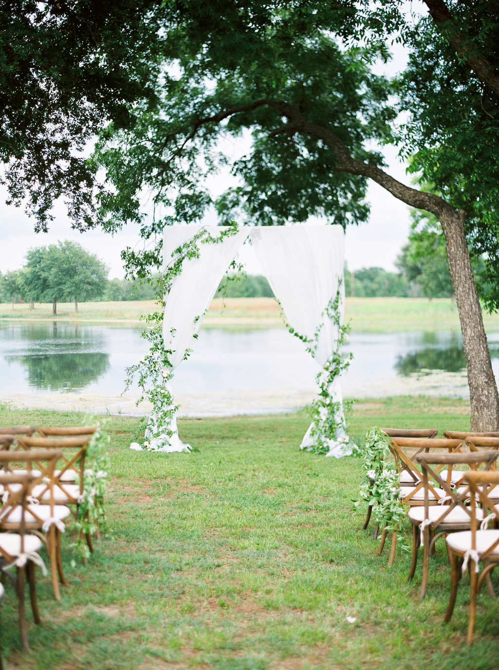 Megan & Colton: Elegant Summer Ranch Wedding - Lindsey Brunk