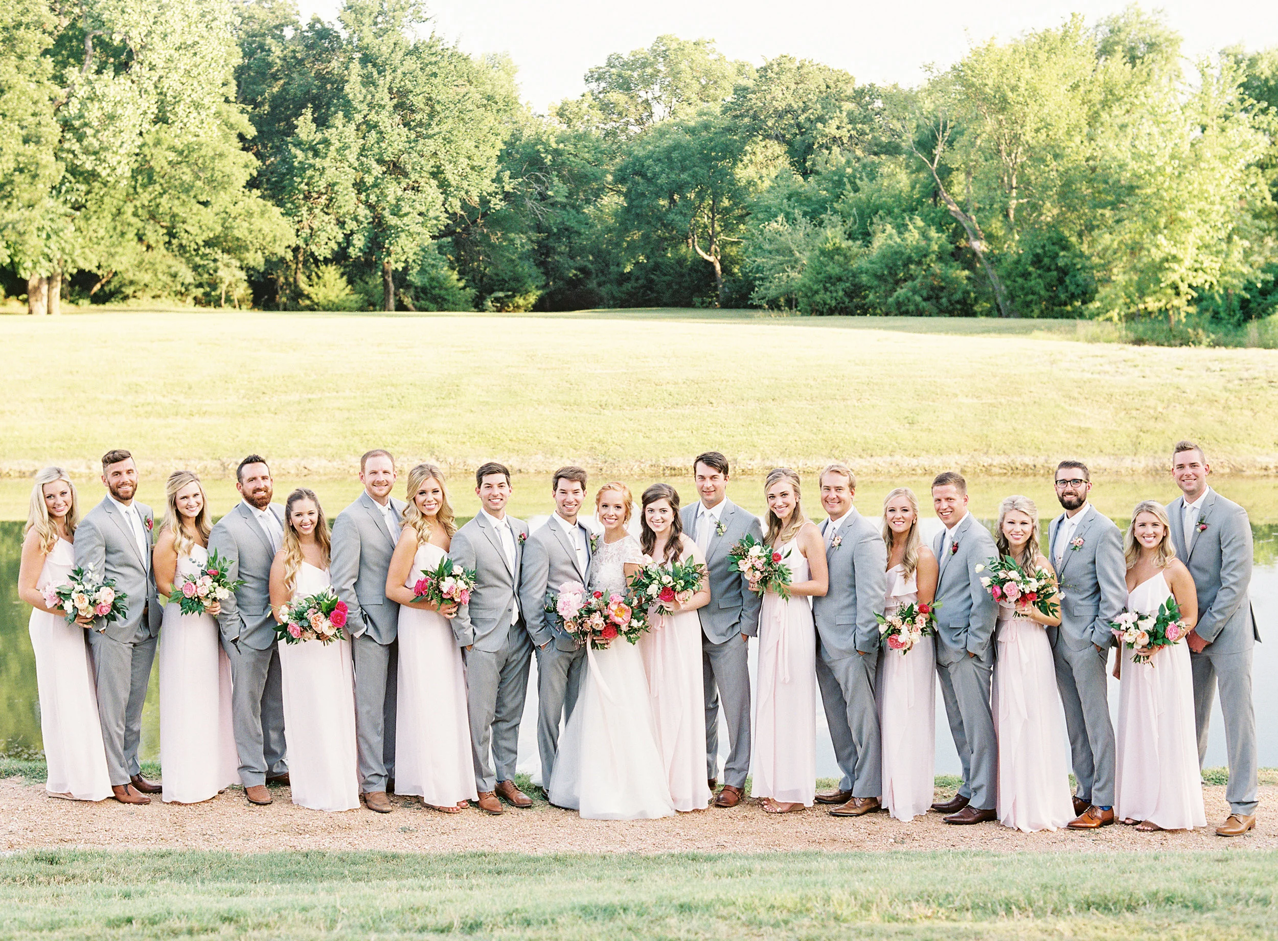 Your Wedding: Perfect Planning, Zero Panic! - r8qgk9u