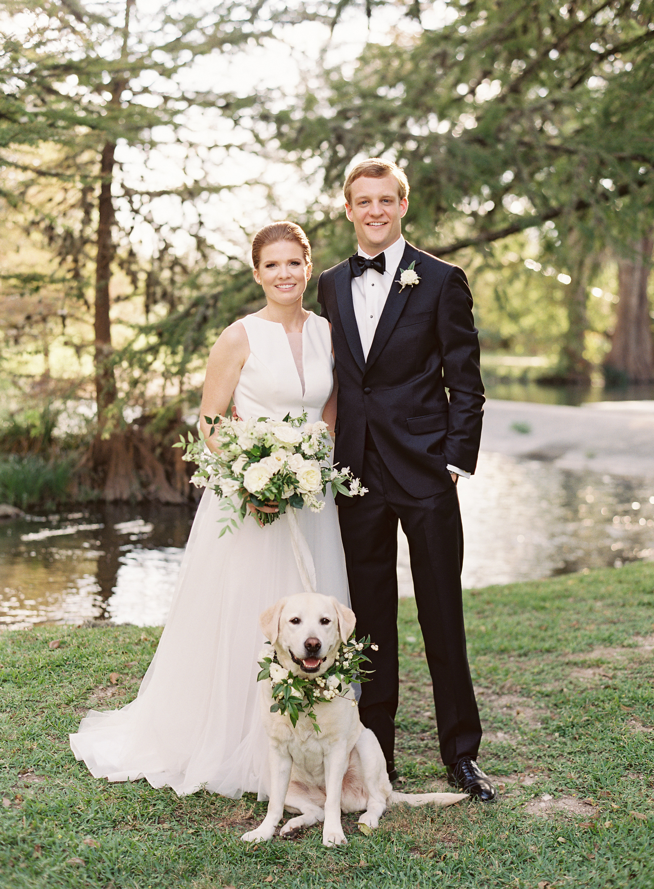 Black & White Hill Country Wedding - Lindsey Brunk