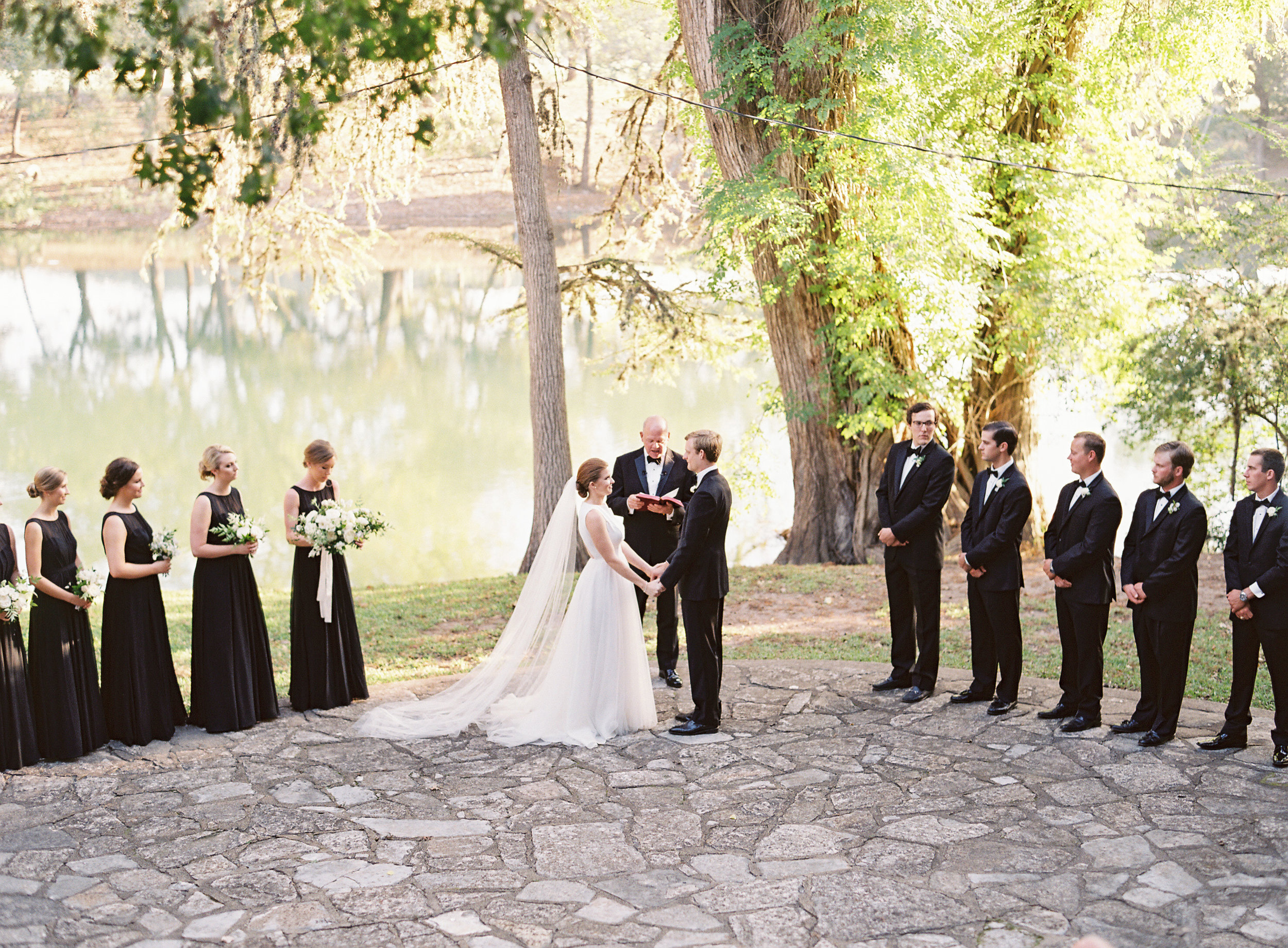 Black & White Hill Country Wedding - Lindsey Brunk