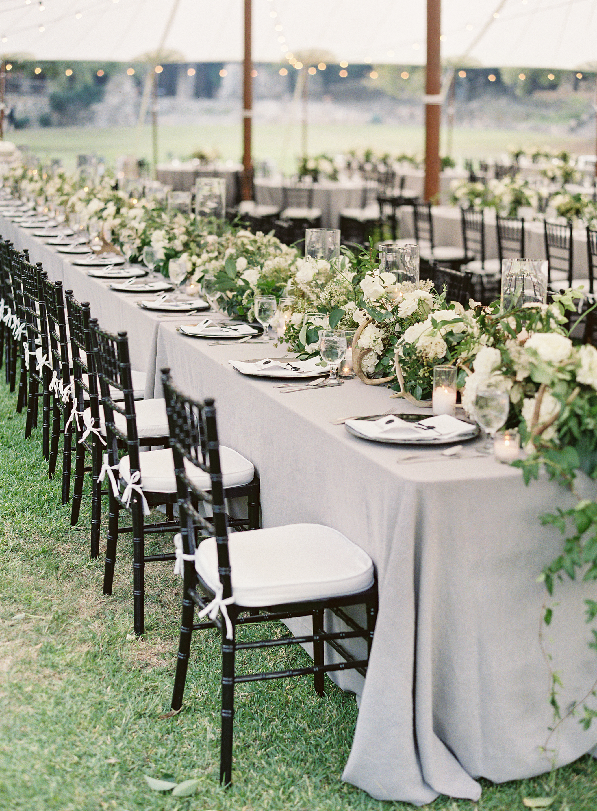 Black & White Hill Country Wedding - Lindsey Brunk