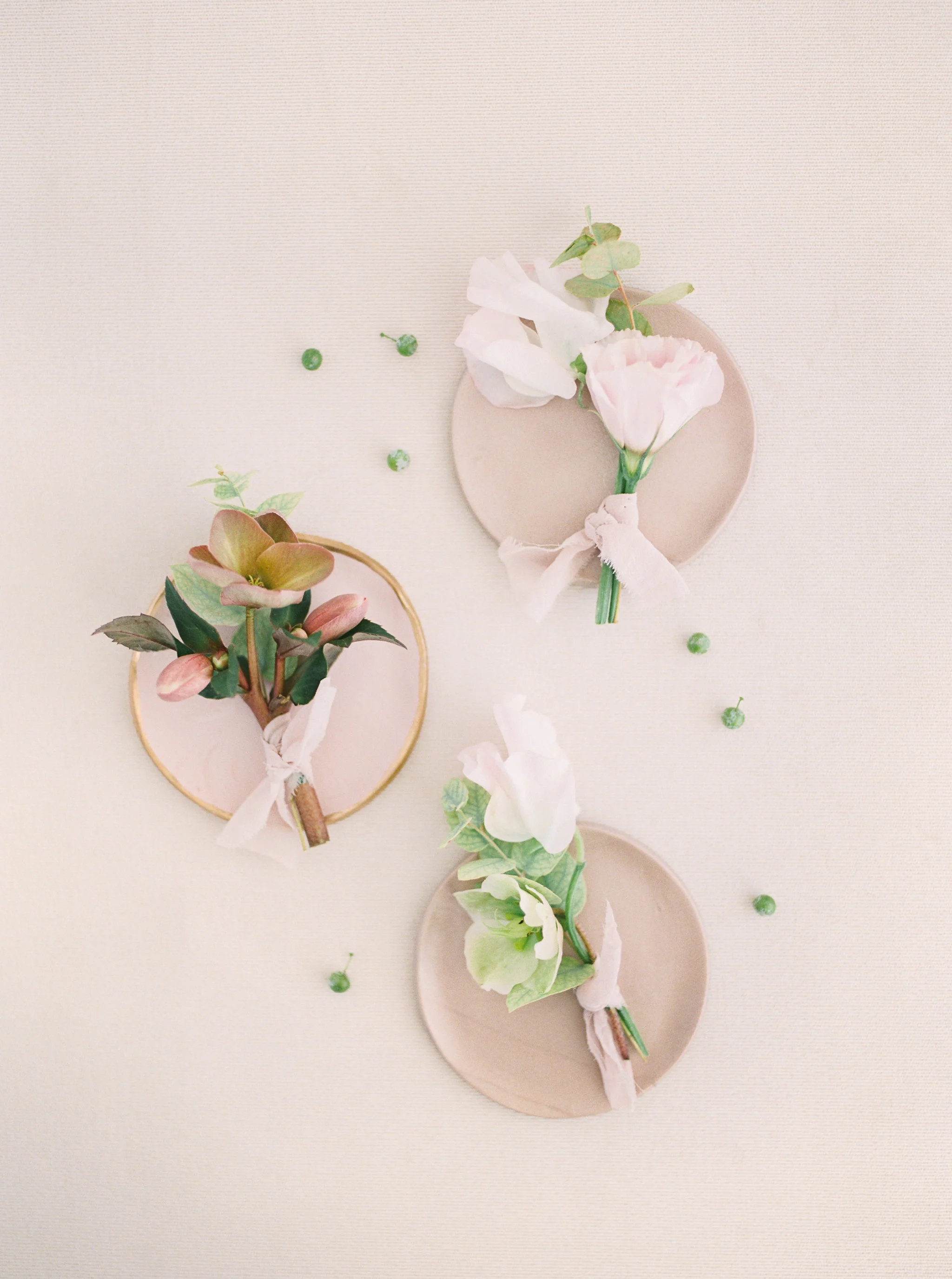 Vibrant Winter Wedding - Lindsey Brunk