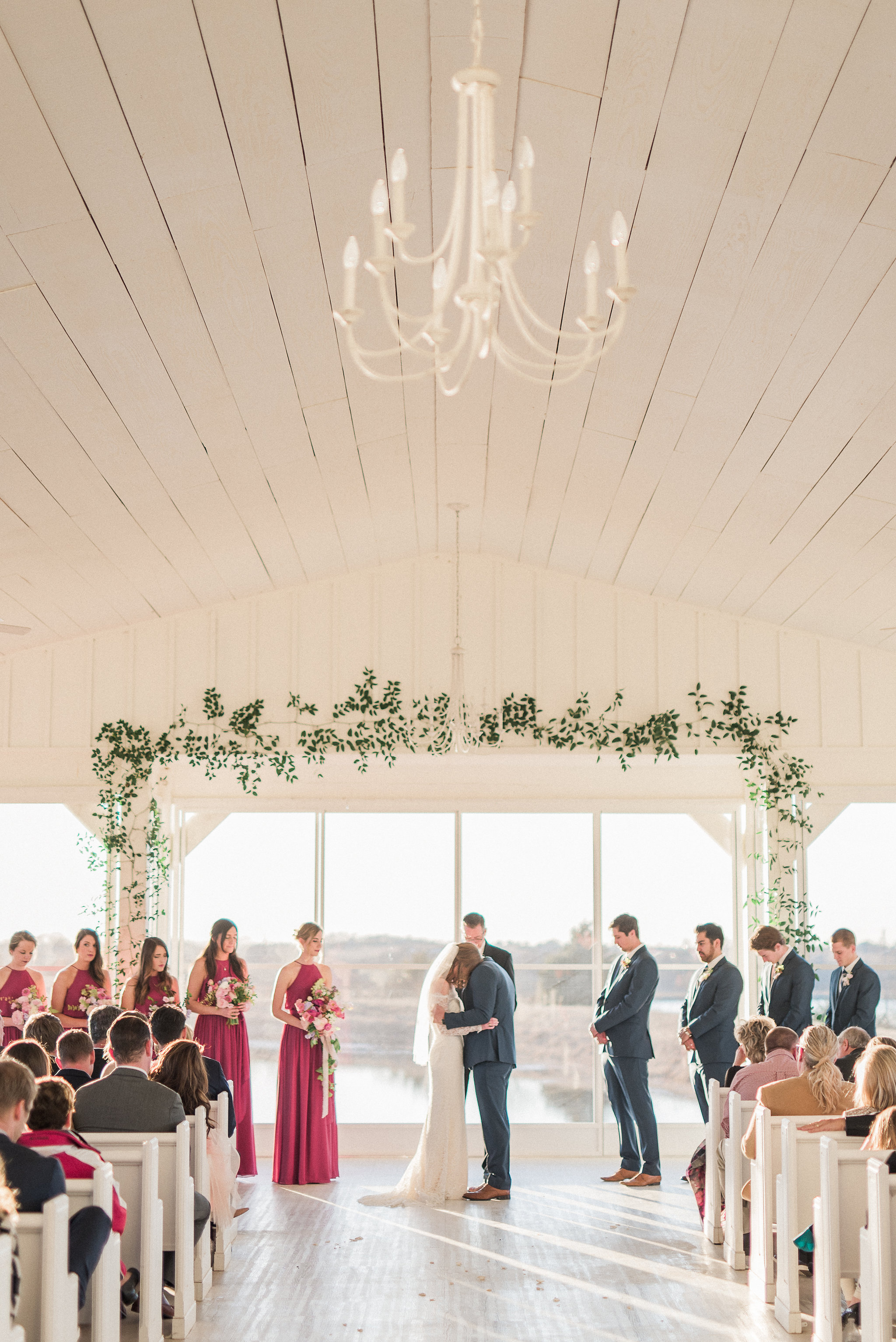 Vibrant Winter Wedding - Lindsey Brunk