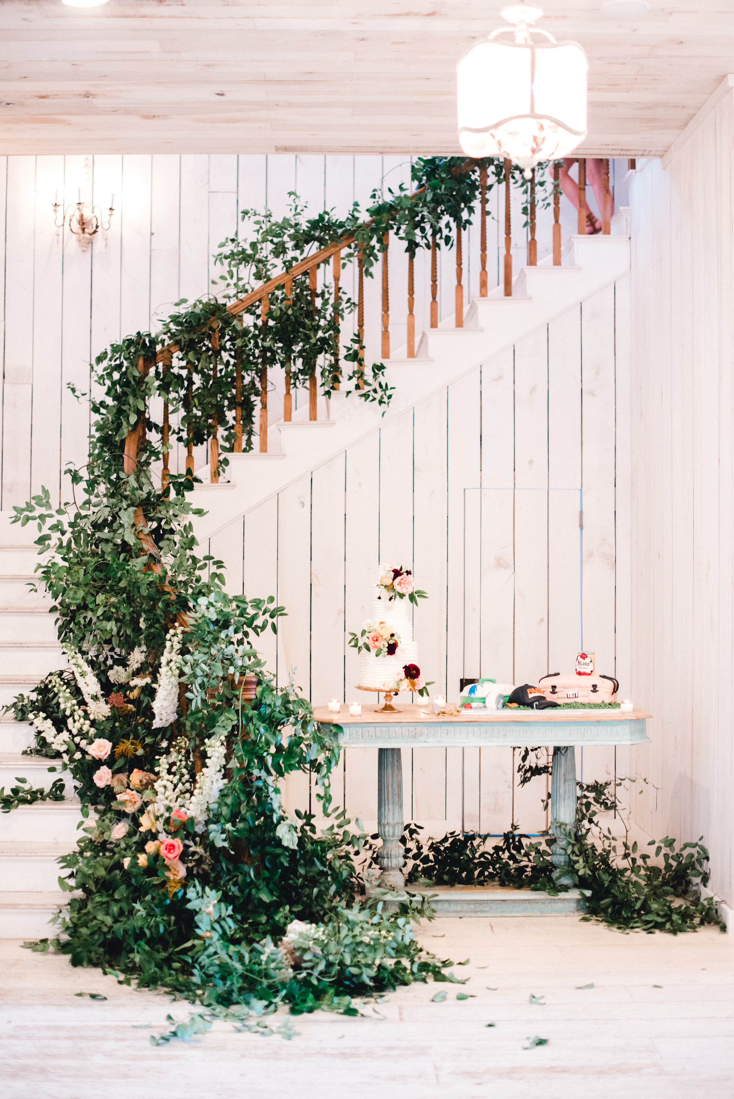 Romantic Autumn Wedding at White Sparrow - Lindsey Brunk