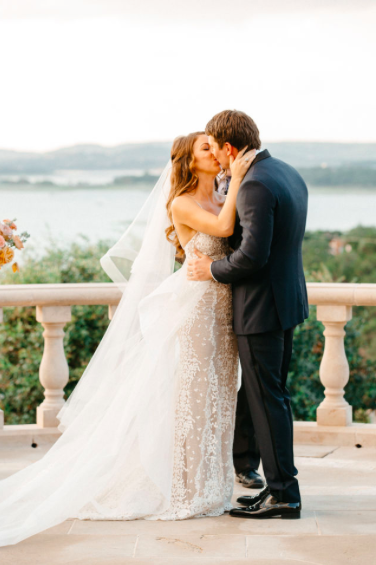 Al Fresco Austin Wedding - Lindsey Brunk