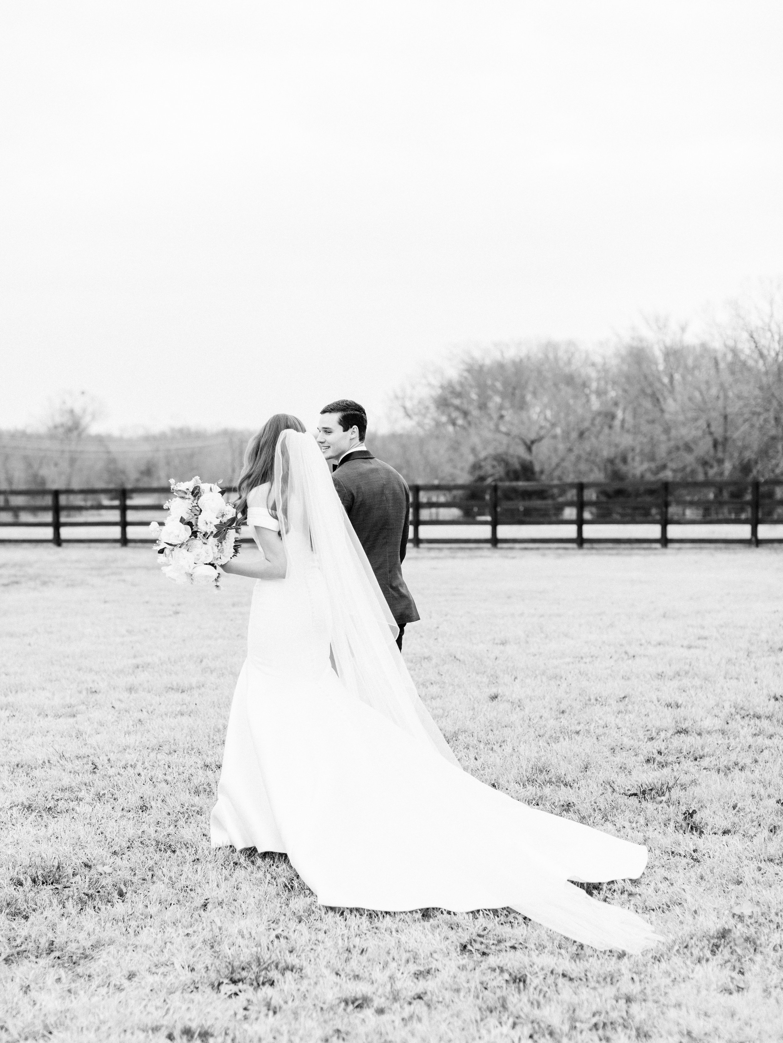 Elegant White Sparrow Wedding - Lindsey Brunk