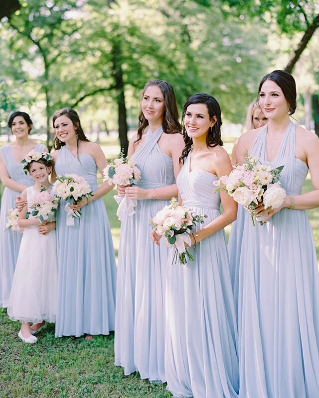 It&rsquo;s always a joy to witness the sweet friendships between the bride and her girls! Photo by @beccaleaphoto .
.
.
.
.
#lindseybrunkweddings #ido #engaged #bridesmaids #jennyyoo #dallasweddingplanner #fortworthweddingplanner #weddinginspiration 