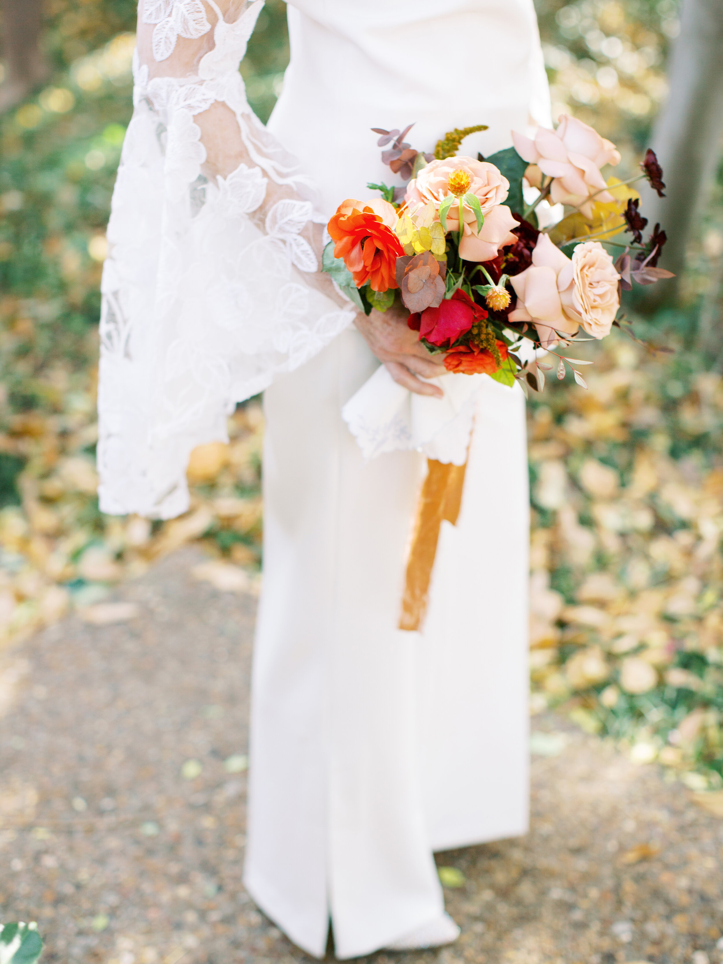 Vibrant &amp; Modern Autumn Wedding - Lindsey Brunk Event Planning &amp; Design