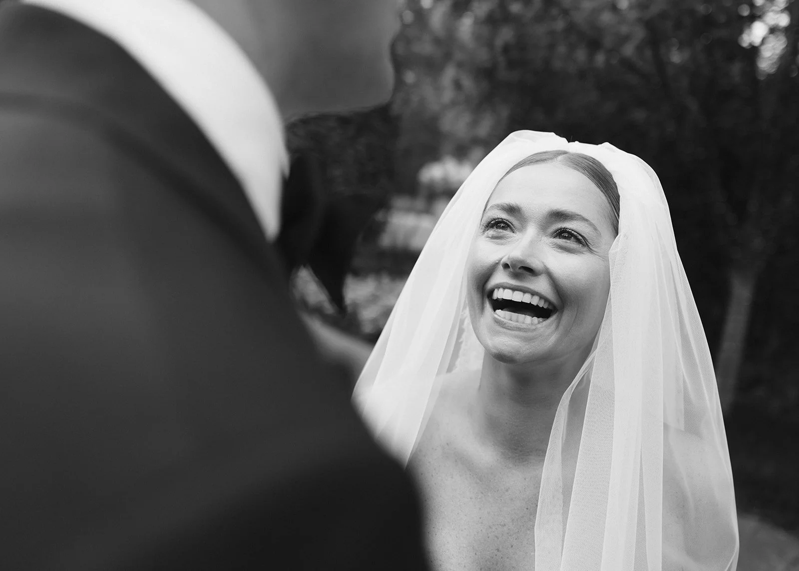 Bold &amp; Colorful Wedding at The Dallas Arboretum - Lindsey Brunk Weddings