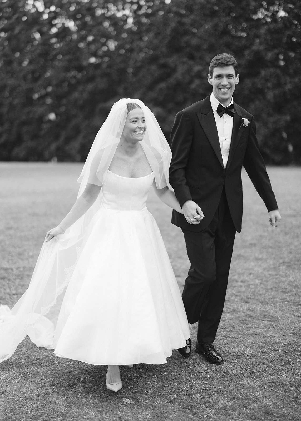 Bold &amp; Colorful Wedding at The Dallas Arboretum - Lindsey Brunk Weddings