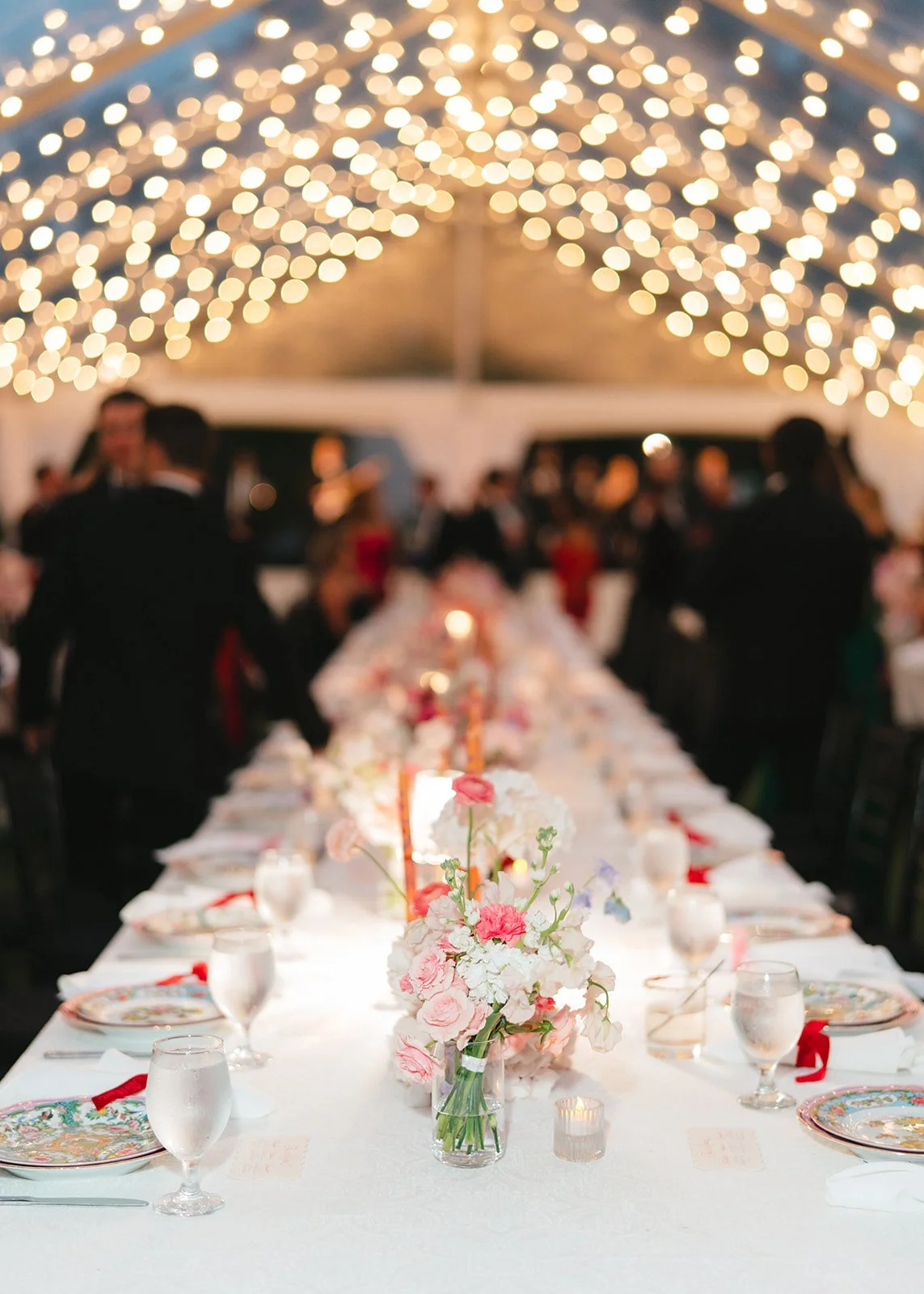 Bold &amp; Colorful Wedding at The Dallas Arboretum - Lindsey Brunk Weddings