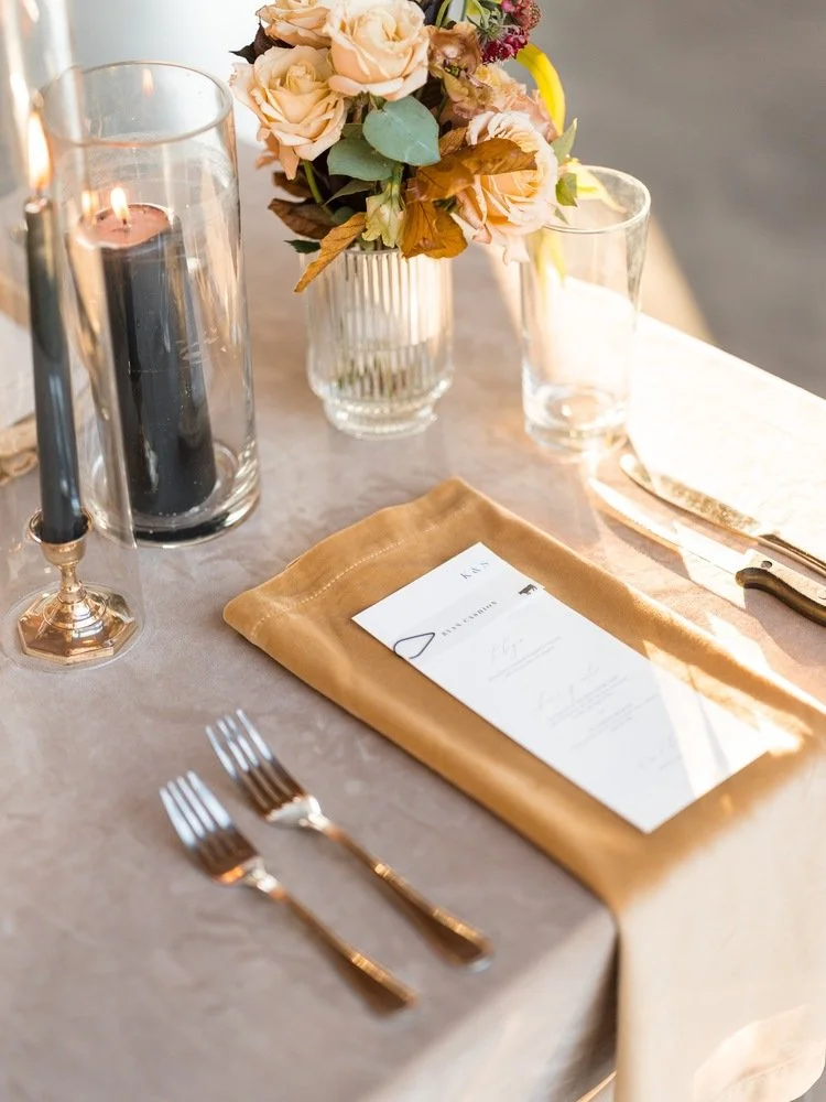 Modern Autumn Wedding in Austin - Lindsey Brunk Wedding Planning &amp; Design