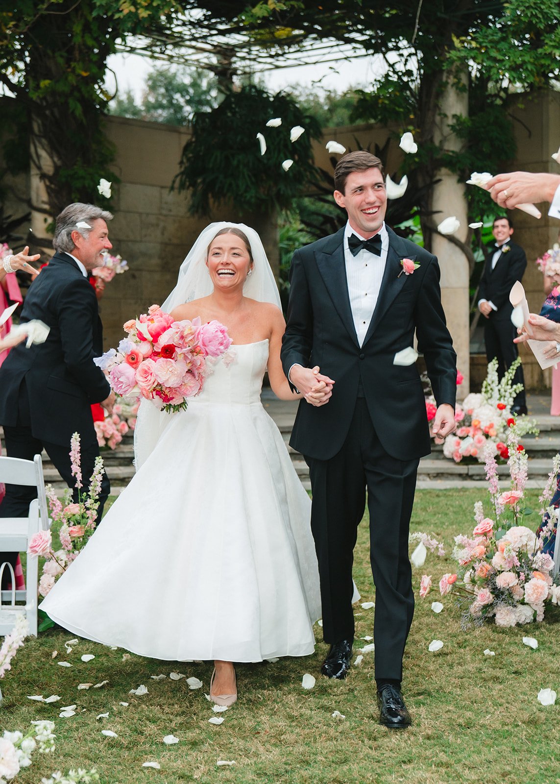 Bold &amp; Colorful Wedding at The Dallas Arboretum - Lindsey Brunk Weddings