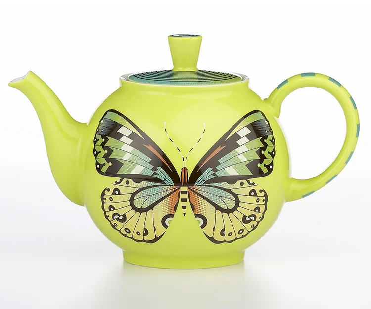 Crate_and_Barrell_teapot_2.jpg