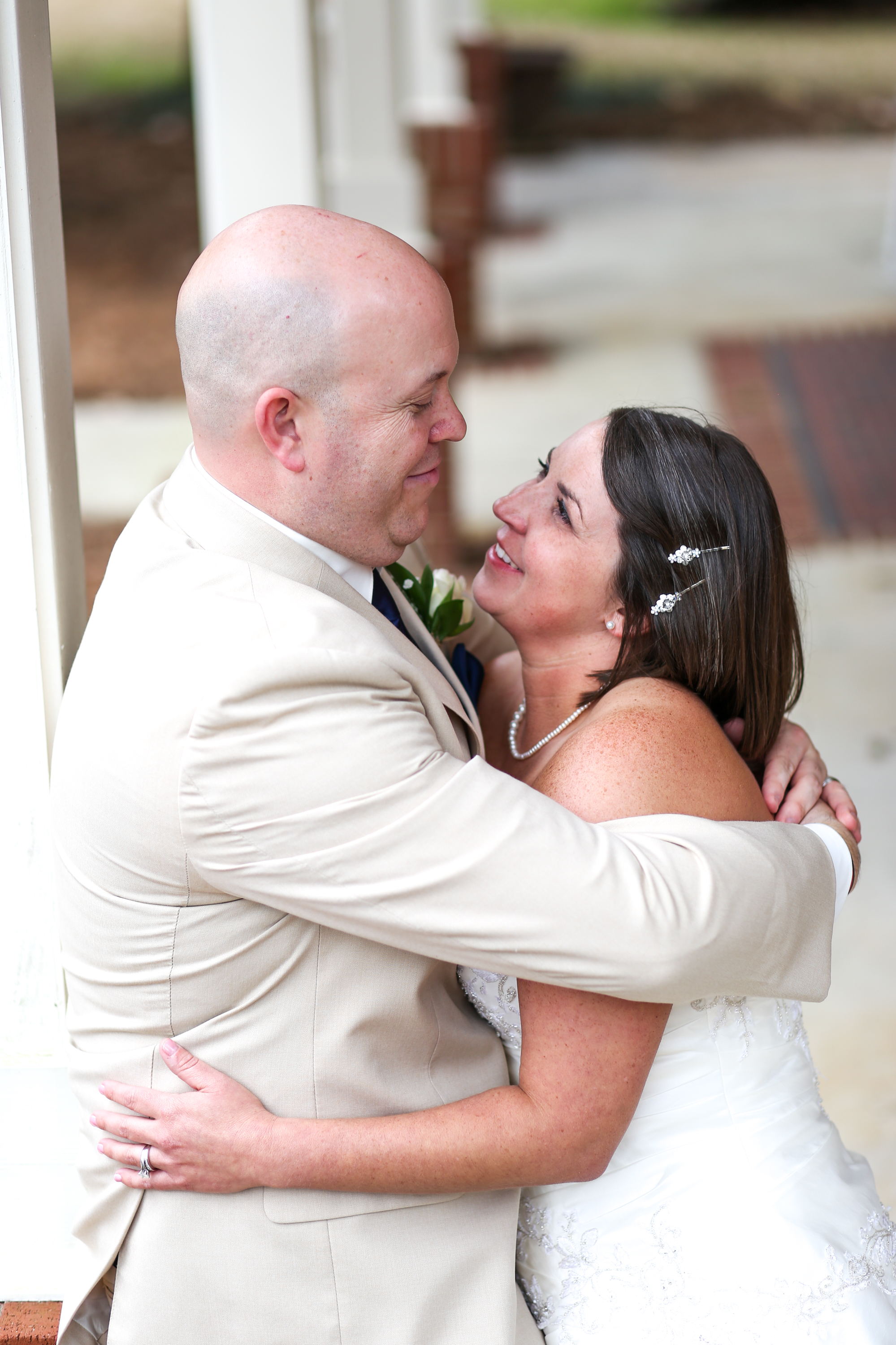 February brought the sweet wedding of Amy & Troy! They were such a calm & laid back couple, just ready to be married!