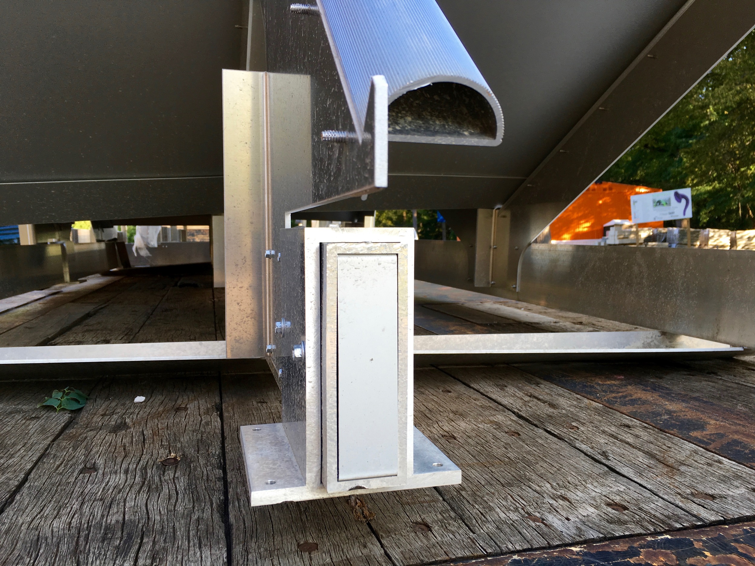 ZEPPS: ZAHNER ENGINEERED PROFILED PANEL SYSTEMS construction detail
