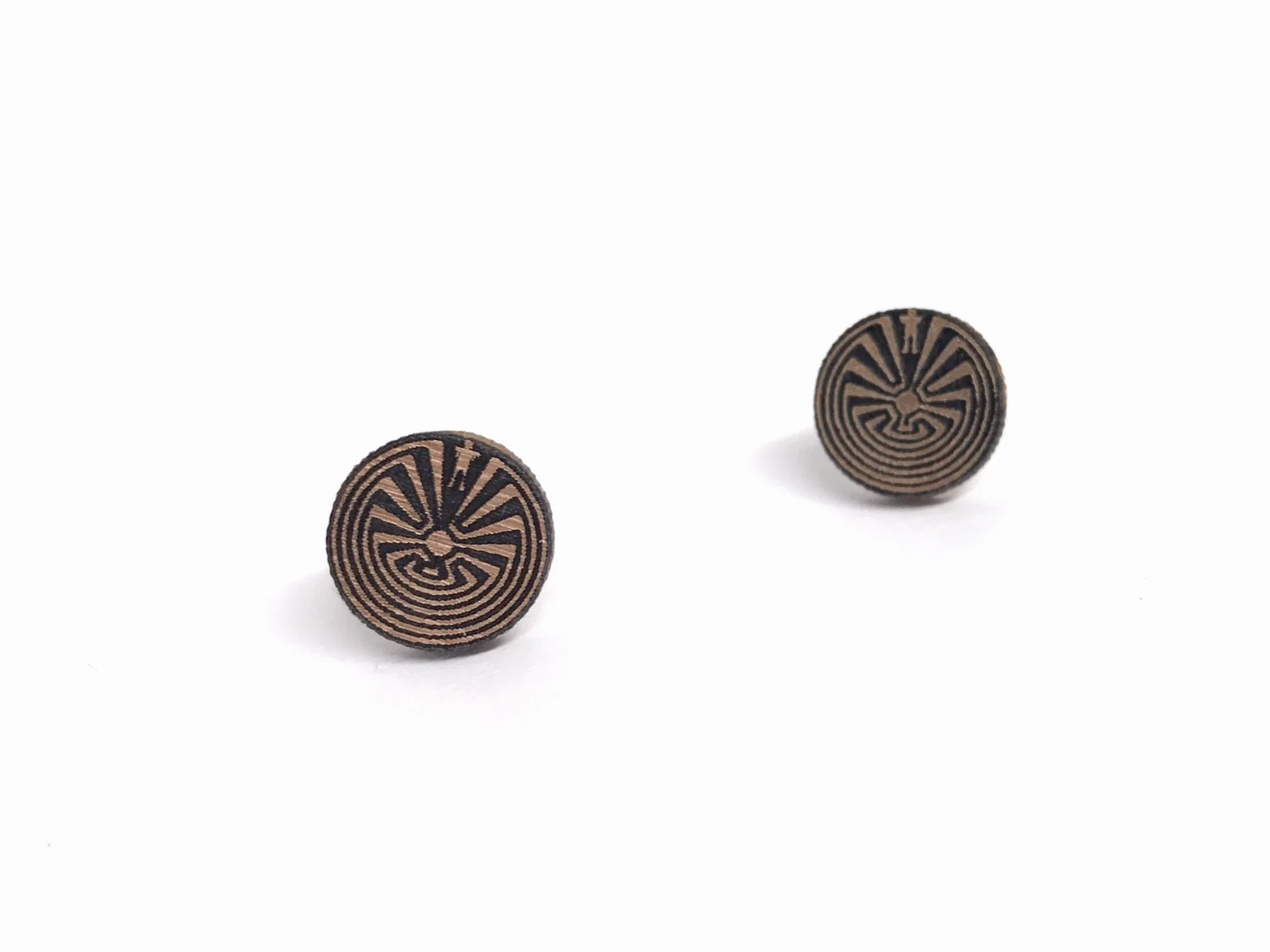 Man in the Maze Studs