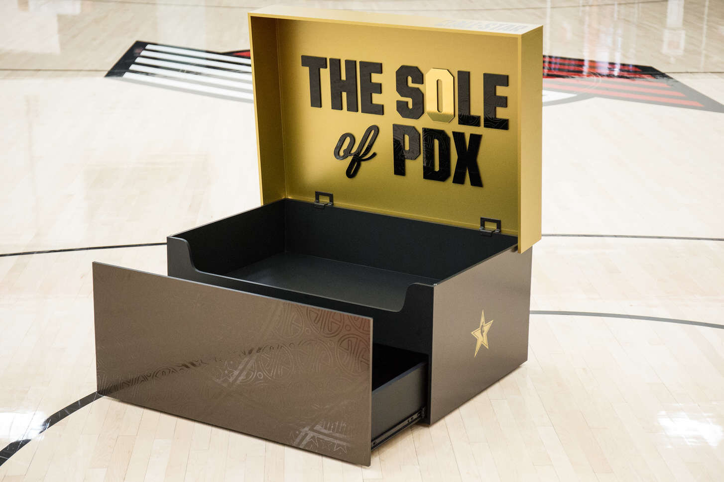 Giant All-Star Shoe Box — Mario Milosevic Design