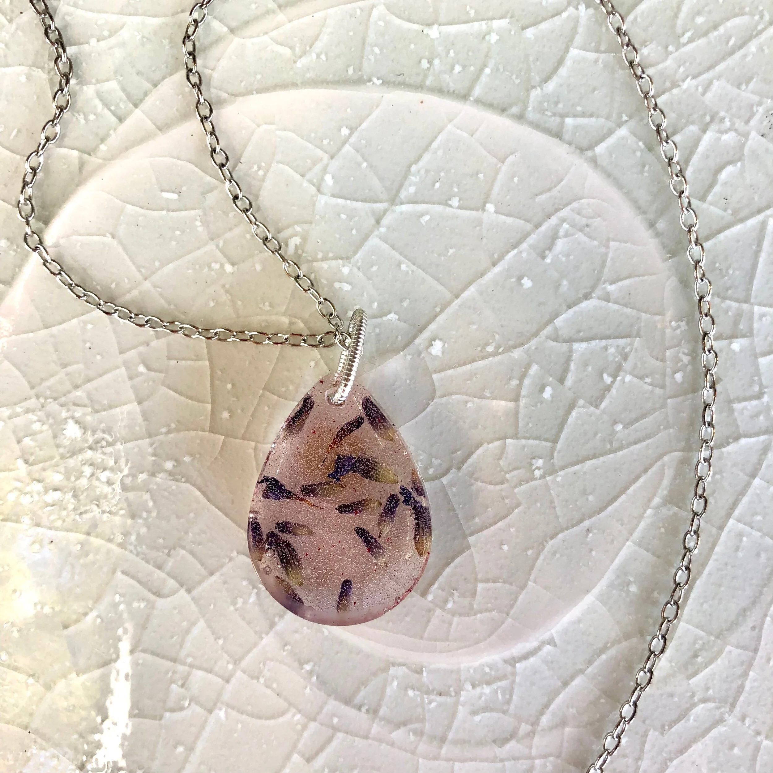 7E31B9D2-F0EB-4D4C-BFA0-F49DE7ADD086