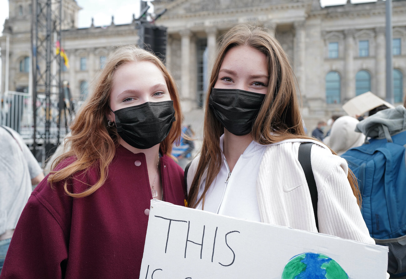 mark_benecke_fridays_for_future_berlin_greta_thunberg_luisa_neubauer_carla_reemtsma_sept_2021 - 61.jpeg
