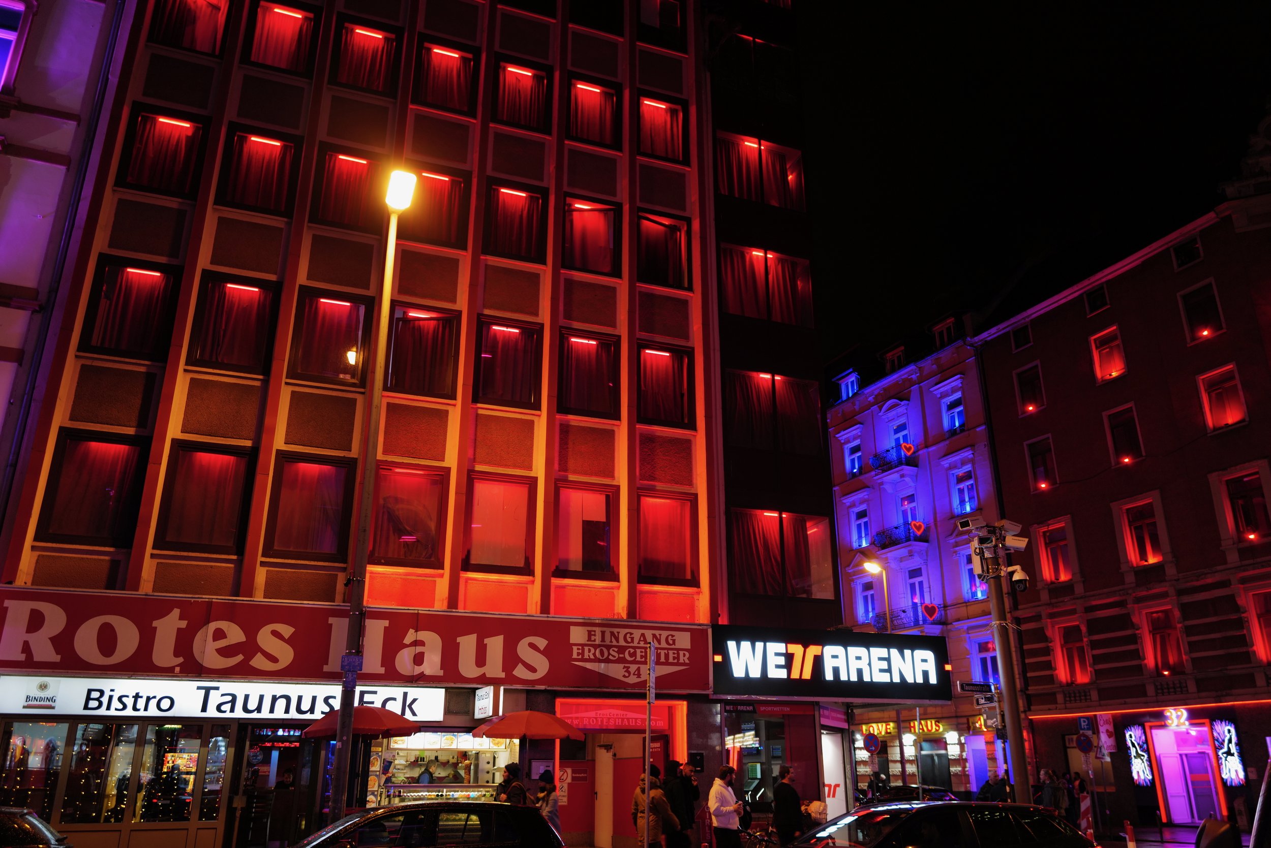 frankfurt_ffm_main_red_light_kaiserstrasse_mark_benecke_bahnhof - 22.jpeg