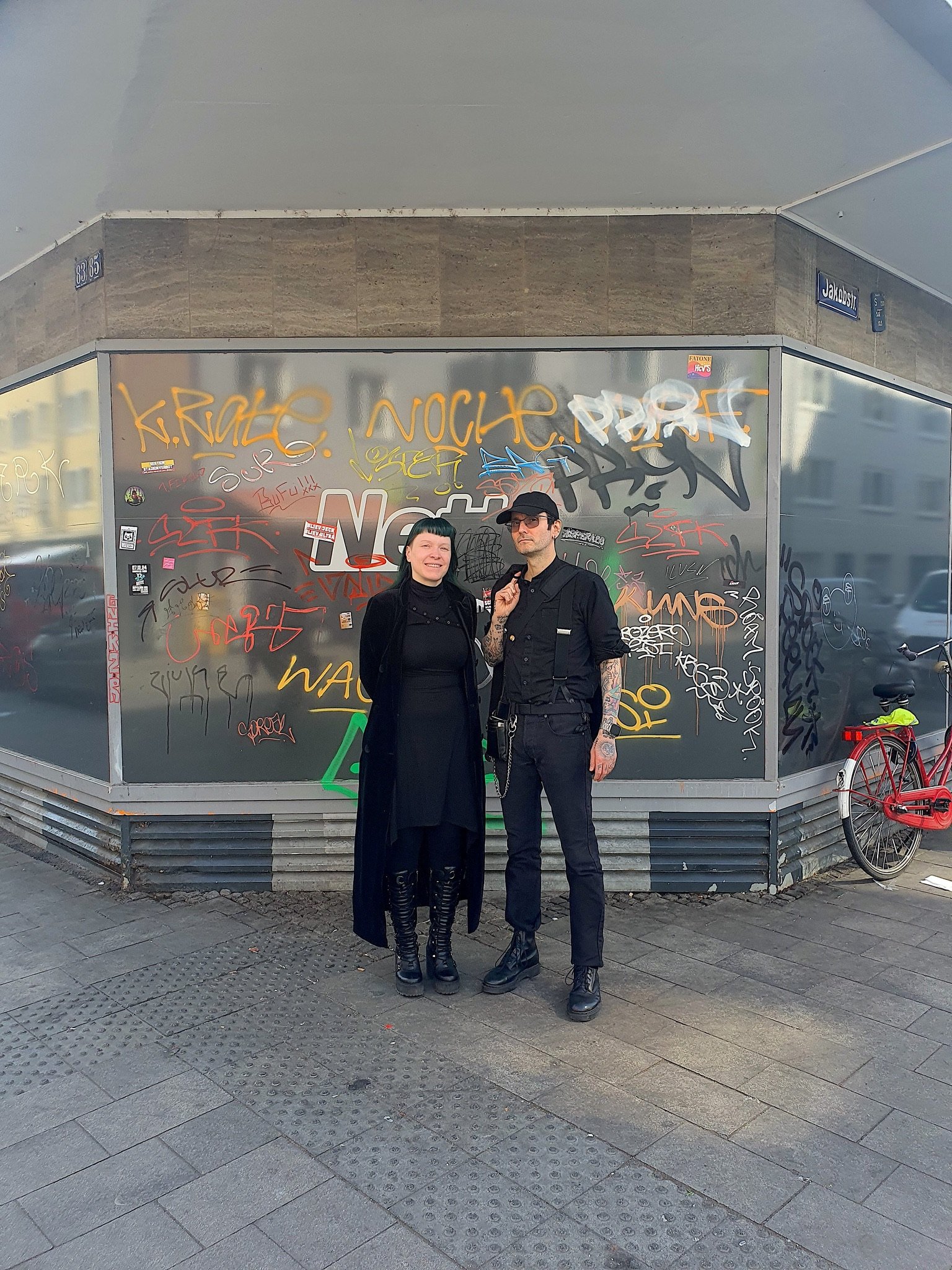 mark_benecke_richard_bargel_ines_suedstadt_severinsviertel_2025_shooting - 43.jpeg