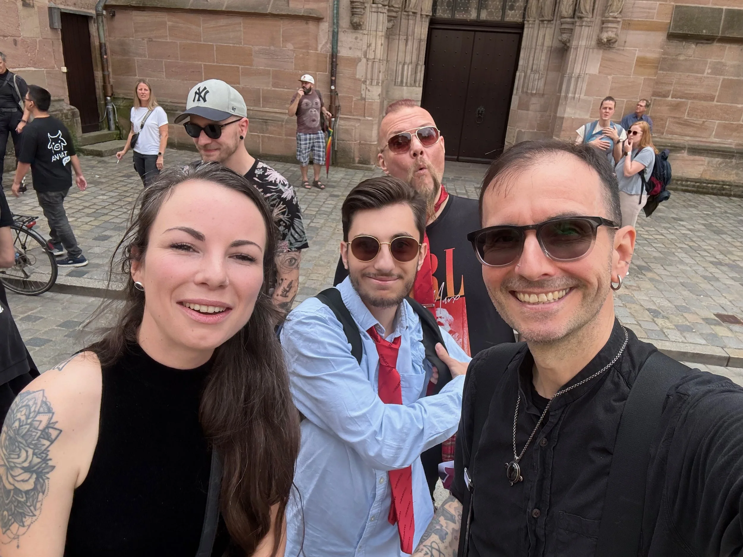 mark_benecke_affen_nuernberg_erschiessung_demo_animal_rebellion_vegan_vernetzt_colin_goldner - 2.jpeg