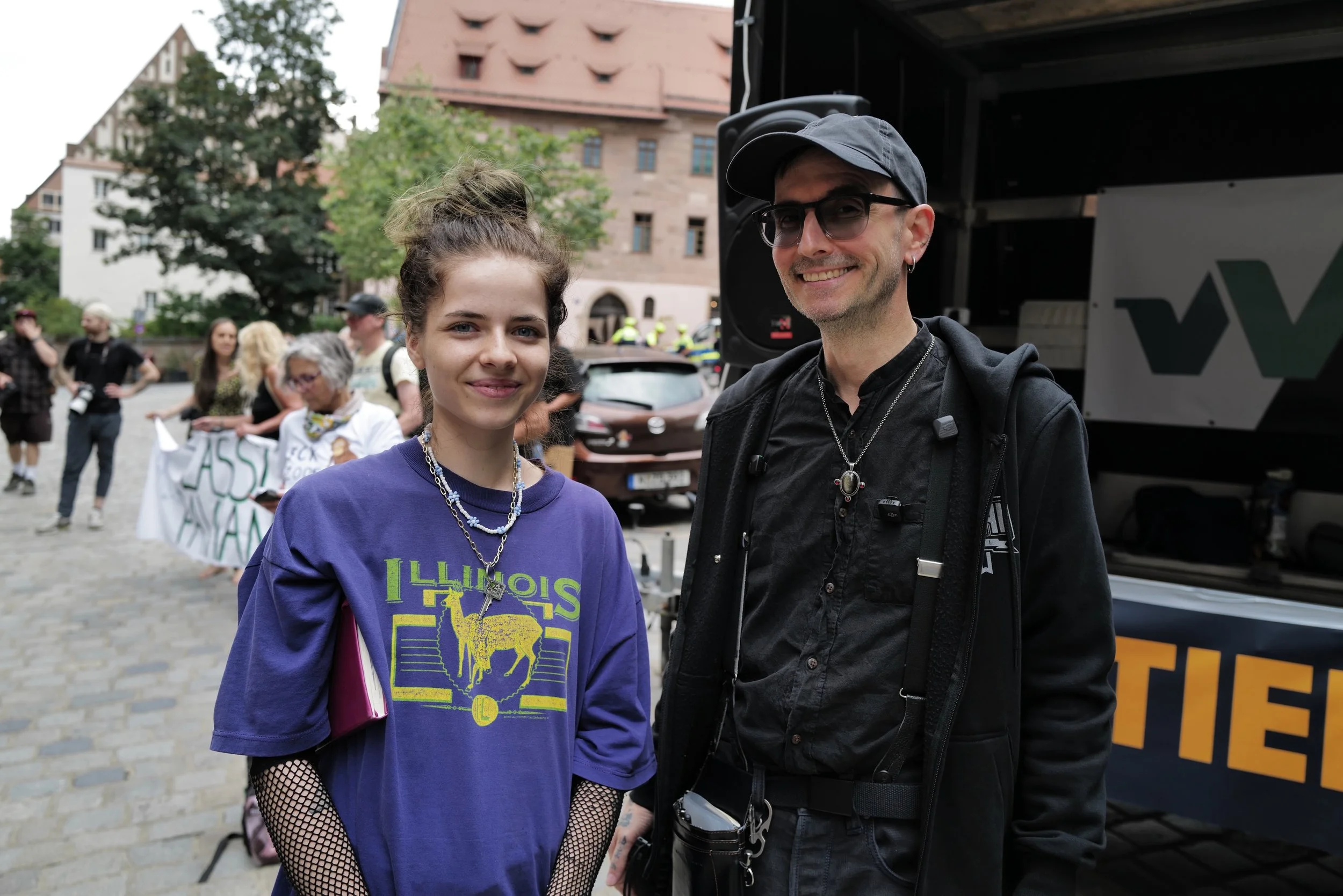 mark_benecke_affen_nuernberg_erschiessung_demo_animal_rebellion_vegan_vernetzt_colin_goldner - 30.jpeg