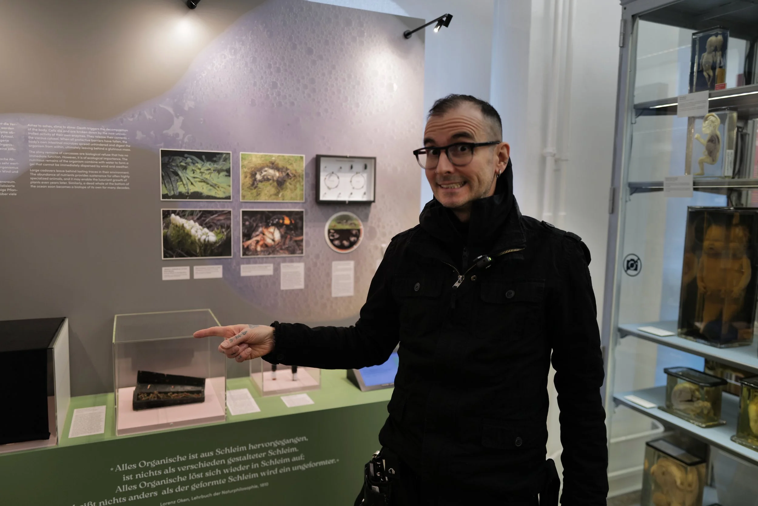 mark_benecke_charite_medizinhistorisches_museum_berlin_schleim_ausstellung - 17.jpeg