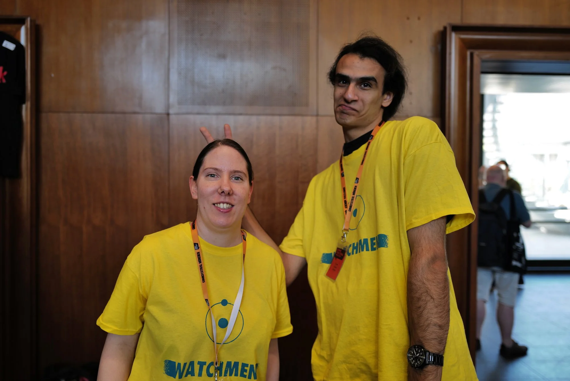 mark_benecke_comicfestival_muenchen_dave_gibbons_ulrich_schroder_denis_kitchen_kinky_karrot_olivia_vieweg_watchmen_2026_small - 28.jpeg