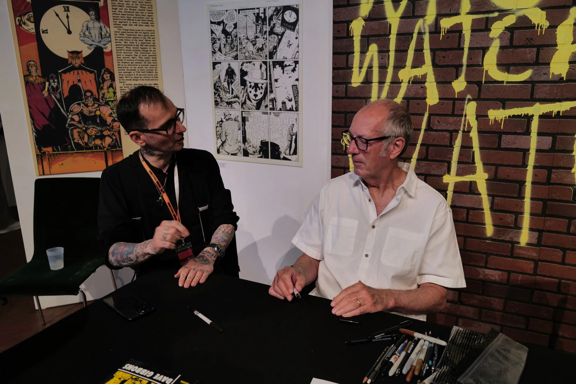 mark_benecke_comicfestival_muenchen_dave_gibbons_ulrich_schroder_denis_kitchen_kinky_karrot_olivia_vieweg_watchmen_2026_small - 68.jpeg
