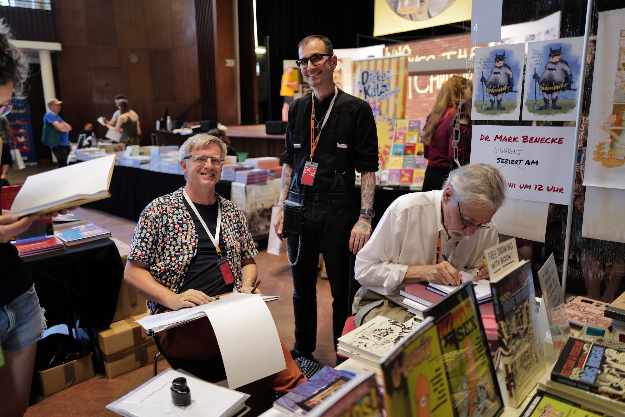 mark_benecke_comicfestival_muenchen_dave_gibbons_ulrich_schroder_denis_kitchen_kinky_karrot_olivia_vieweg_watchmen_2026_small - 104.jpeg