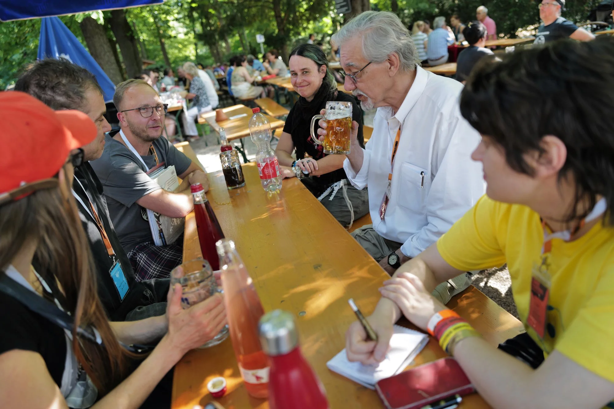 mark_benecke_comicfestival_muenchen_dave_gibbons_ulrich_schroder_denis_kitchen_kinky_karrot_olivia_vieweg_watchmen_2026_small - 117.jpeg