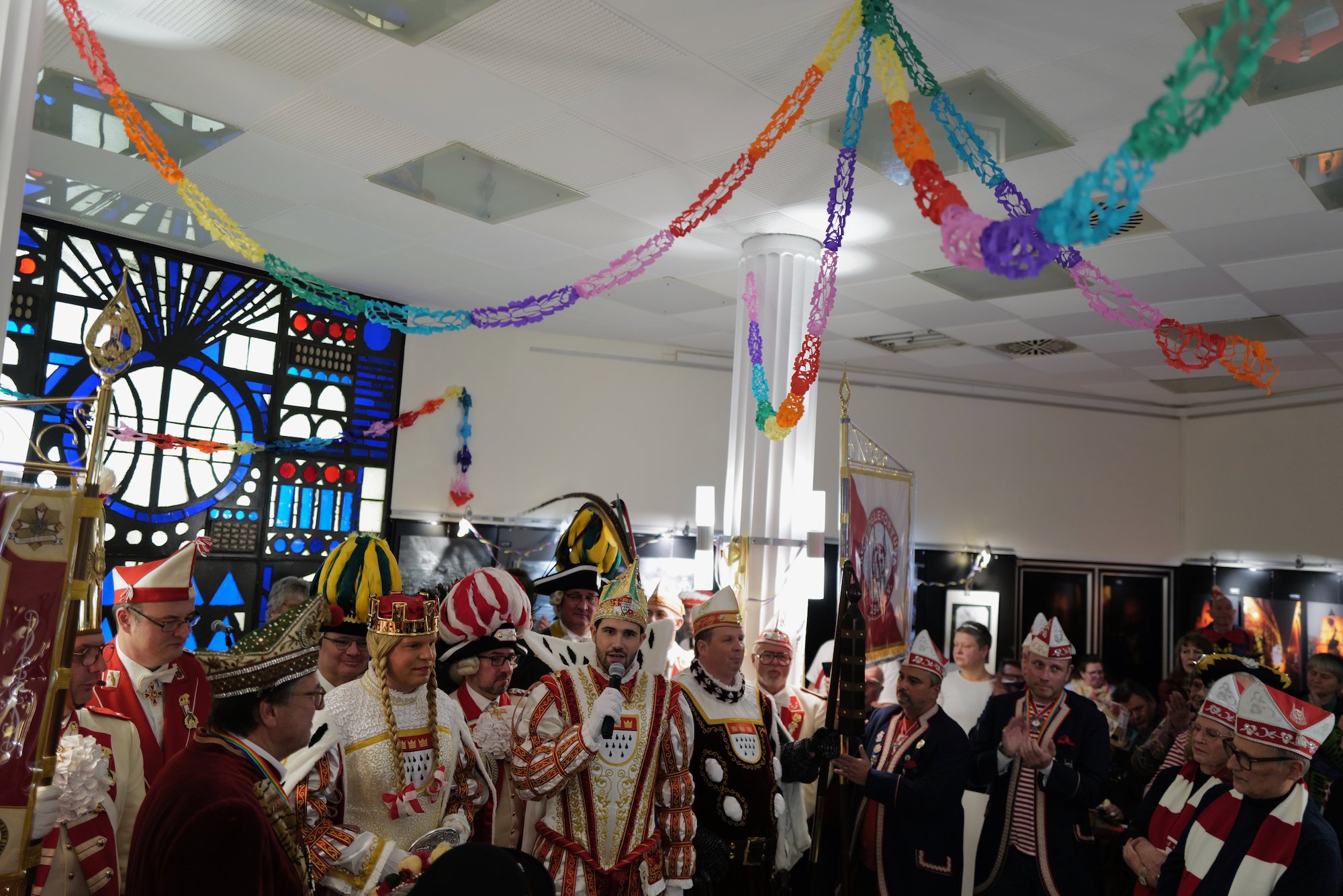 mark_benecke_dreijestirn_karneval_vringstreff_fasteloovend_suedstadt_severinsviertel_koeln - 12.jpeg