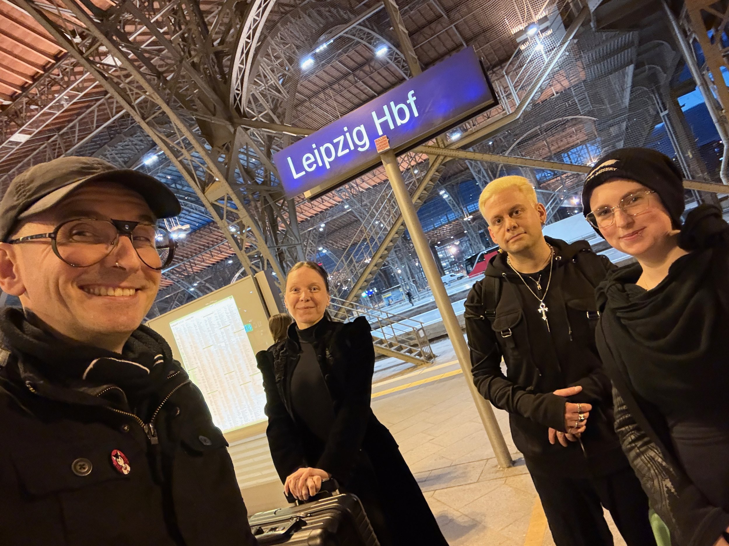 wave_gotik_treffen_wgt_2026_mark_benecke_moonspell_einstuerzende_neubauten_kim_wilde_leipzig_gothic_london_after_midnight_dj_pitchfork_auger_lacrimosa_et_al - 11.jpeg