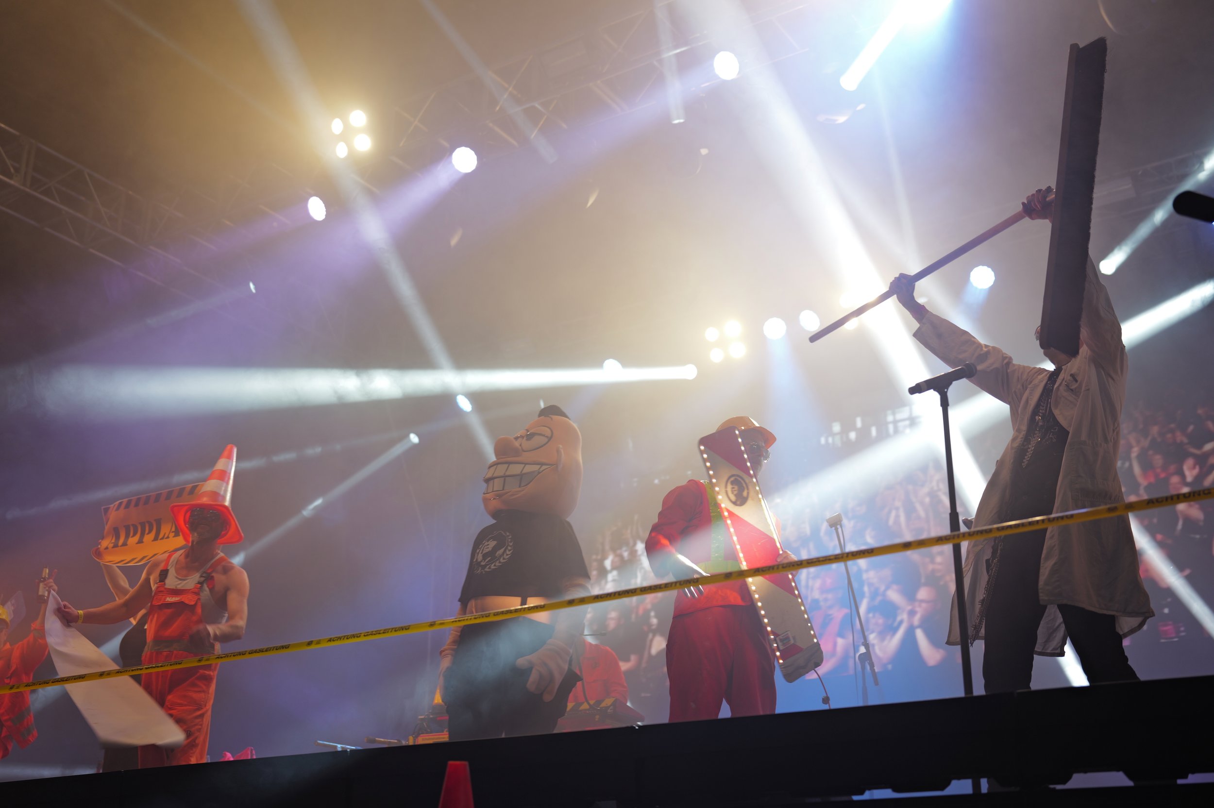 wave_gotik_treffen_wgt_2026_mark_benecke_moonspell_einstuerzende_neubauten_kim_wilde_leipzig_gothic_london_after_midnight_dj_pitchfork_auger_lacrimosa_et_al - 188.jpeg