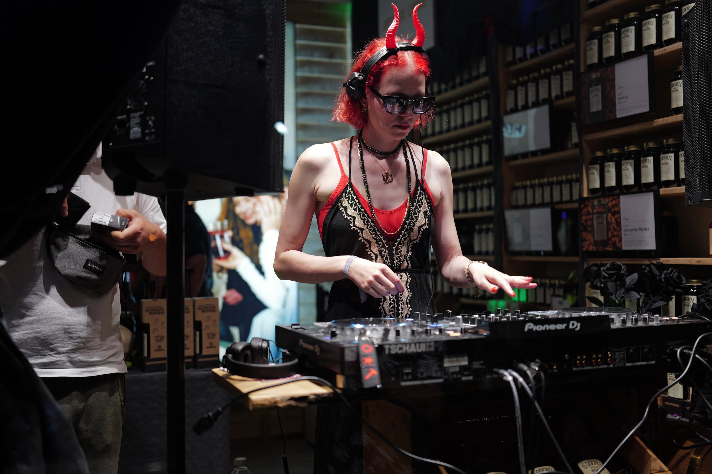 wave_gotik_treffen_wgt_2026_mark_benecke_moonspell_einstuerzende_neubauten_kim_wilde_leipzig_gothic_london_after_midnight_dj_pitchfork_auger_lacrimosa_et_al - 210.jpeg