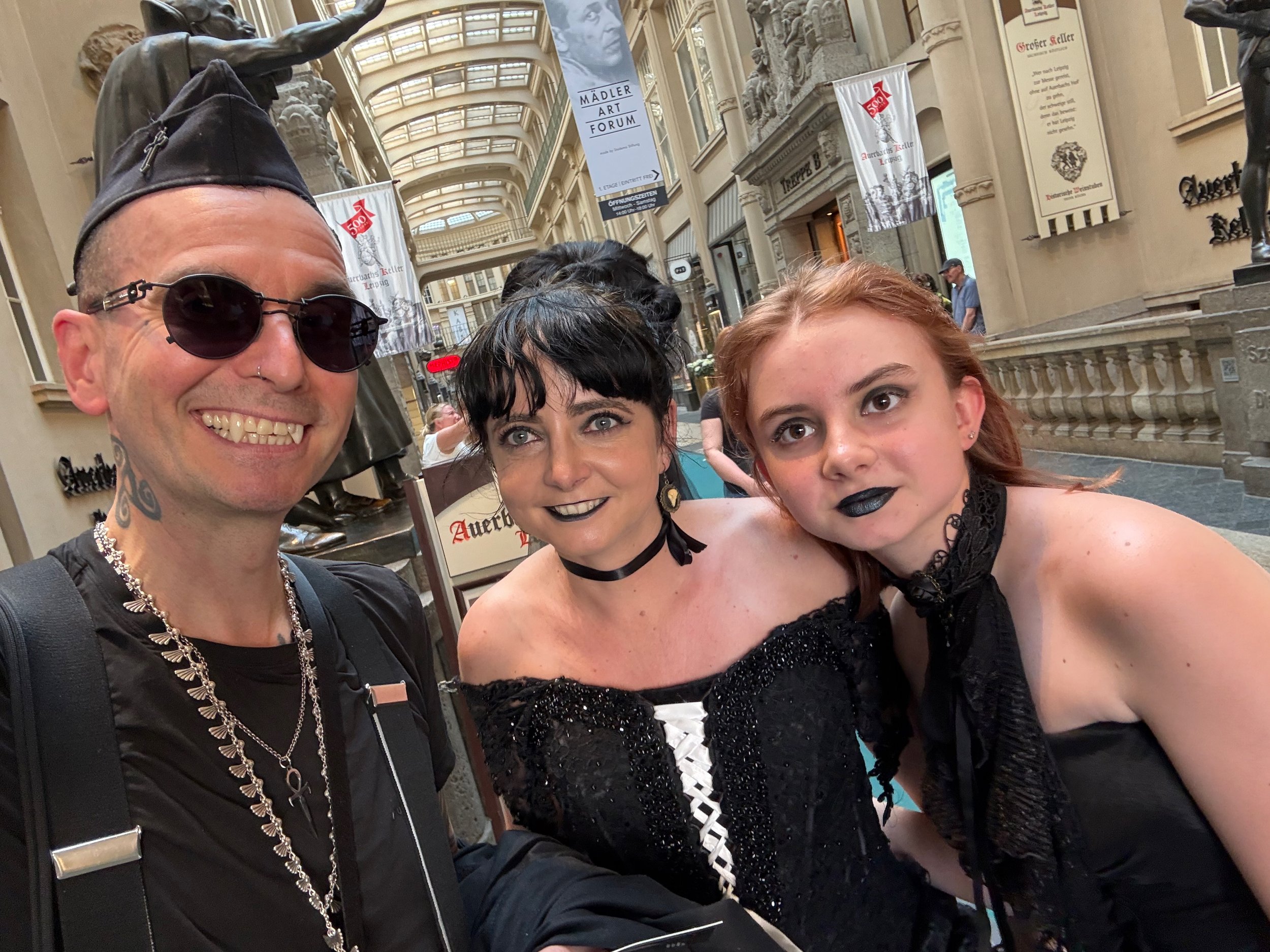wave_gotik_treffen_wgt_2026_mark_benecke_moonspell_einstuerzende_neubauten_kim_wilde_leipzig_gothic_london_after_midnight_dj_pitchfork_auger_lacrimosa_et_al - 232.jpeg