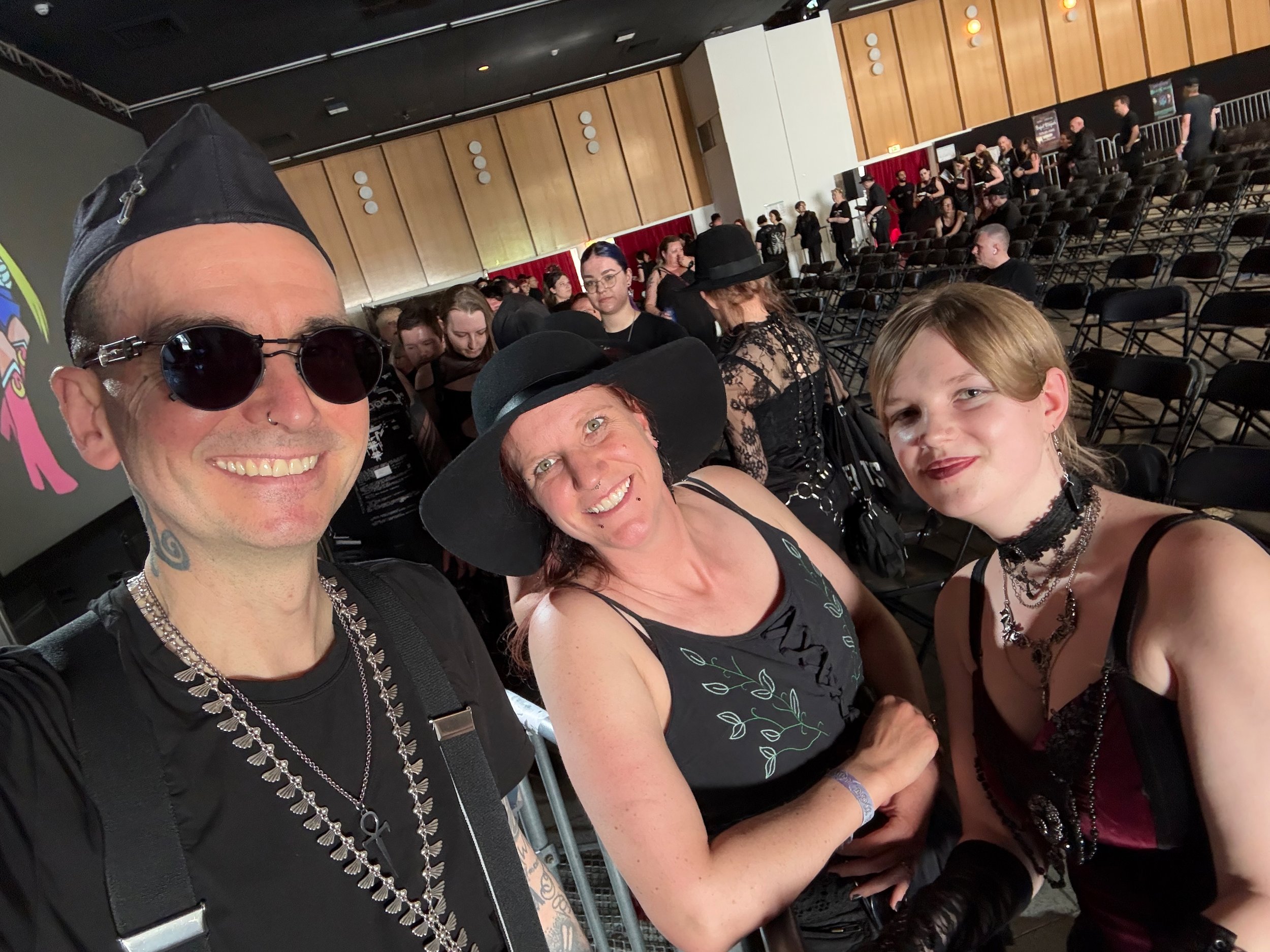 wave_gotik_treffen_wgt_2026_mark_benecke_moonspell_einstuerzende_neubauten_kim_wilde_leipzig_gothic_london_after_midnight_dj_pitchfork_auger_lacrimosa_et_al - 325.jpeg