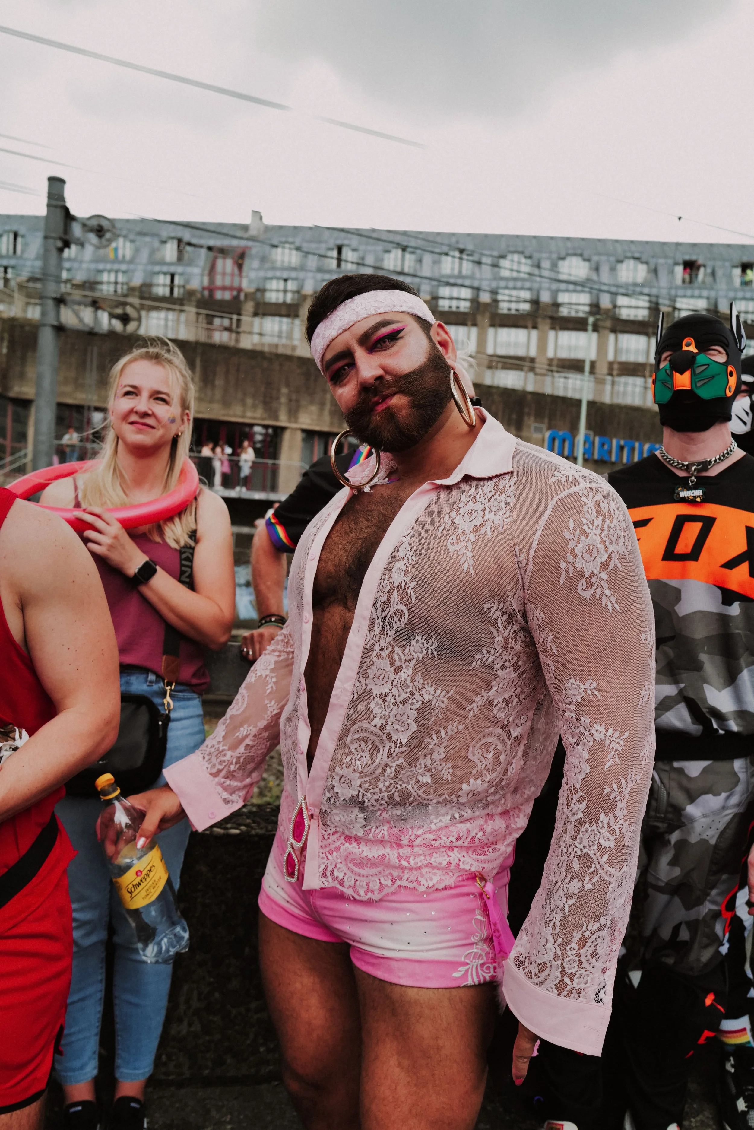 csd_colognepride_2026_koeln_jara_reker_street_photography_behind_the_scences - 32.jpeg