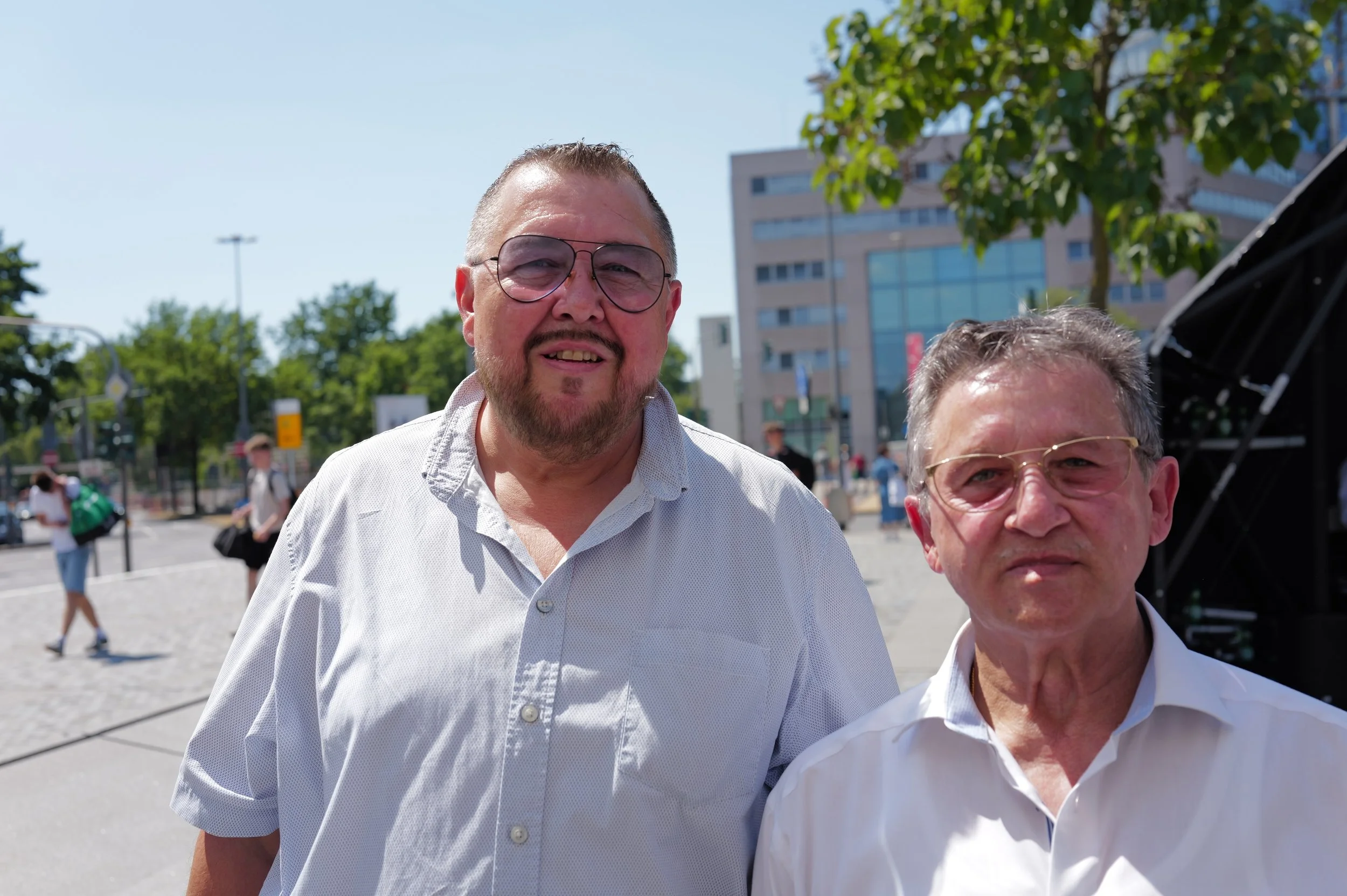 einweihung_denkmal_bahnhof_koeln_deutz_sinti_roma_jensische_mark_benecke - 24.jpeg