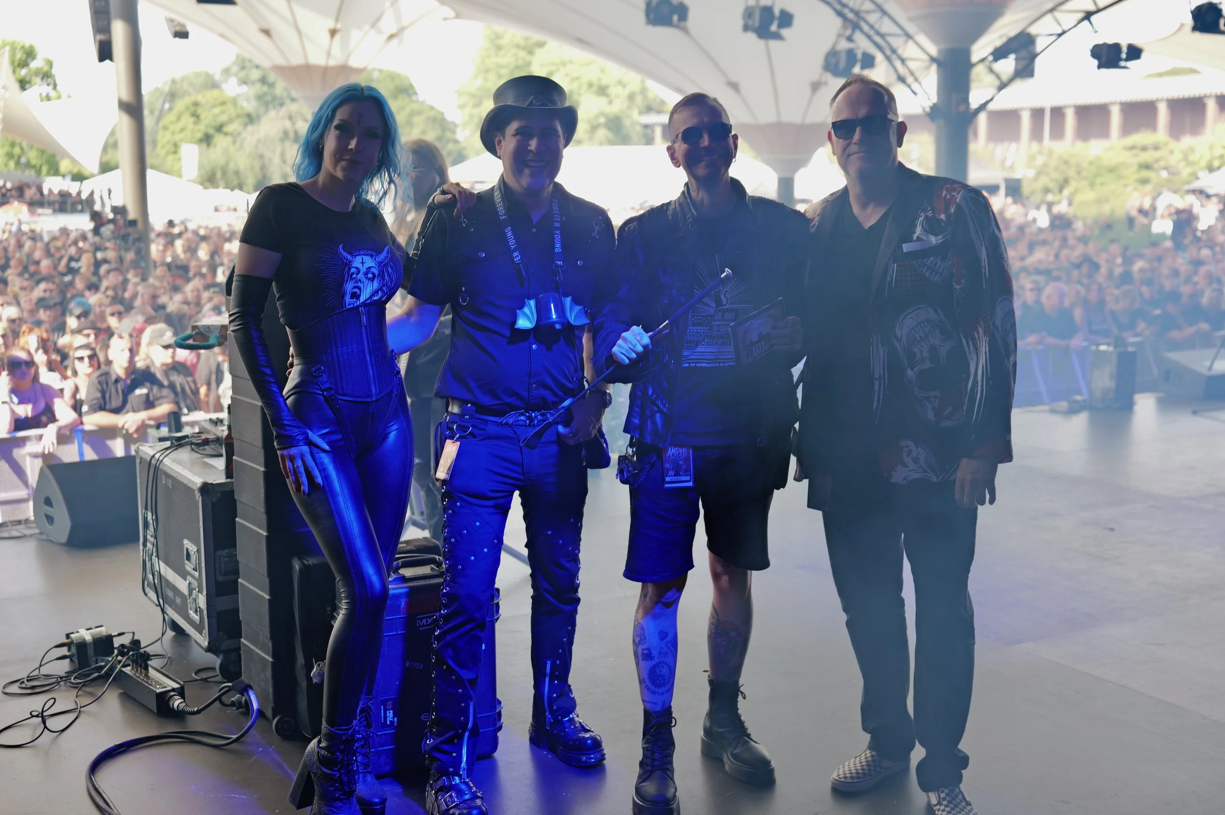 amphi_festival_mark_benecke_2026_covenant_welle_erdball_extize_schattenmann_joachim_witt_tanzbrunnen_solitary_experiments_eisbrecher_celene_nox_oliver_klein_jens_domgoergen_das_ich_motel_transylvania_lebanon_hanover_sotiria_und_vie (52).jpeg