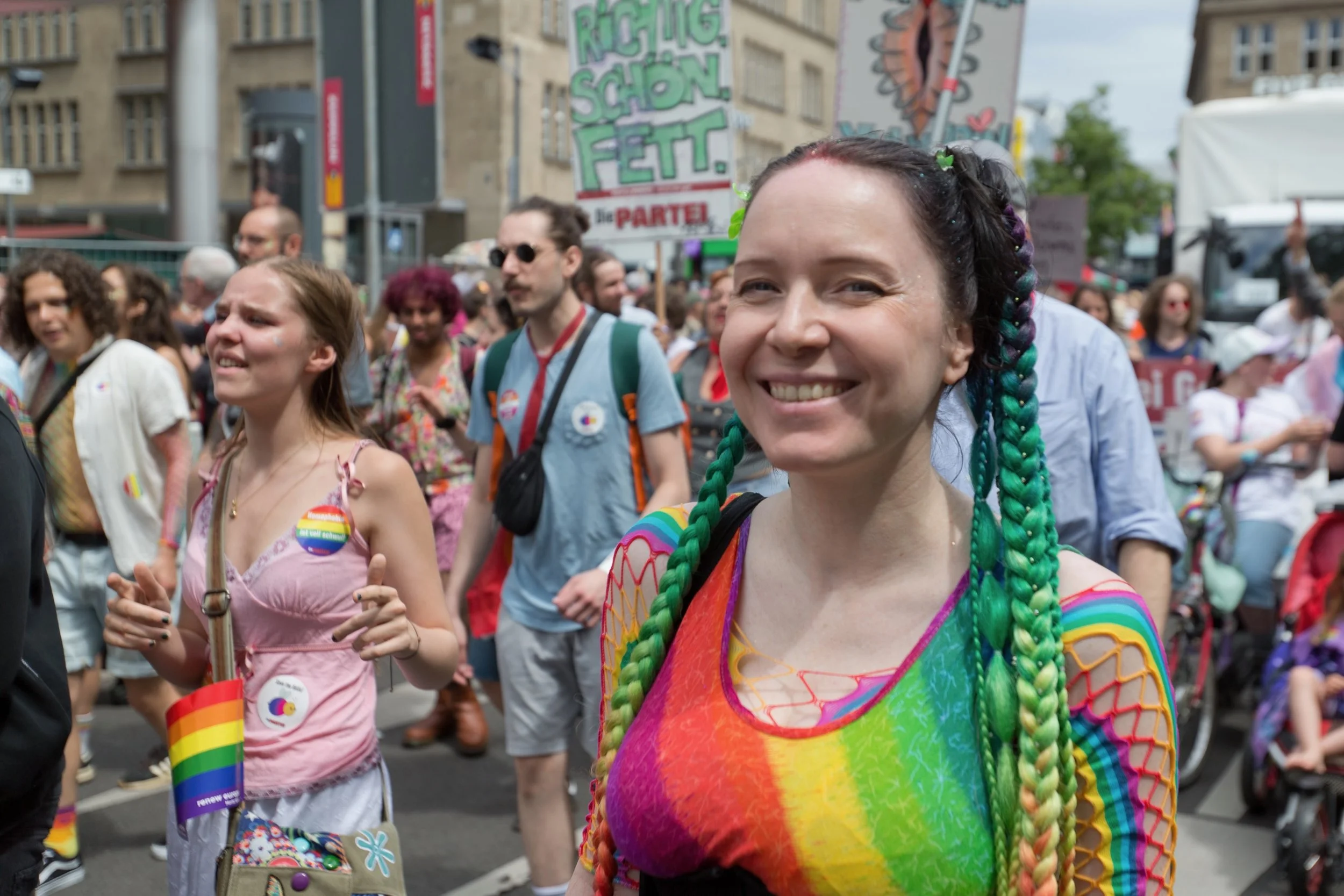 fotos_von_felix_linde_die_PARTEI_colognepride_CSD_2026_koeln_mark_benecke - 14.jpeg
