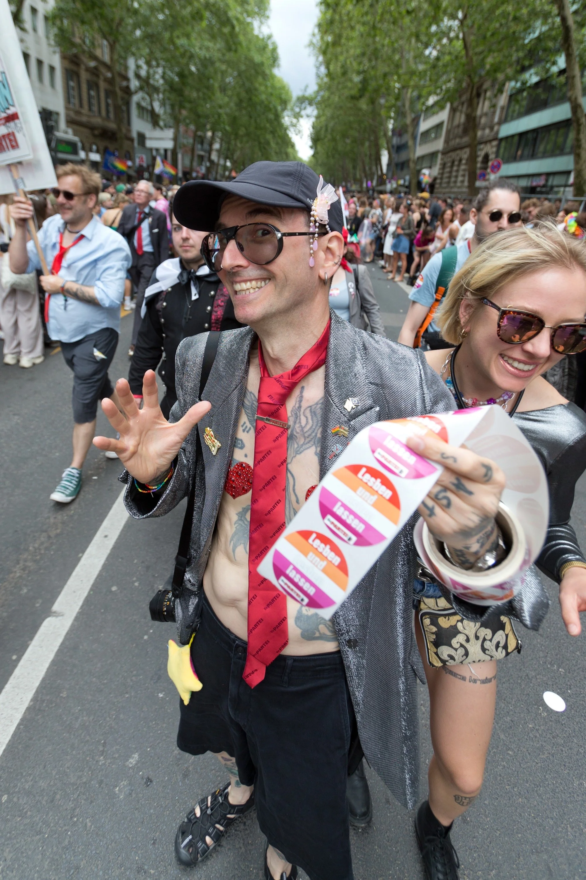 fotos_von_felix_linde_die_PARTEI_colognepride_CSD_2026_koeln_mark_benecke - 36.jpeg