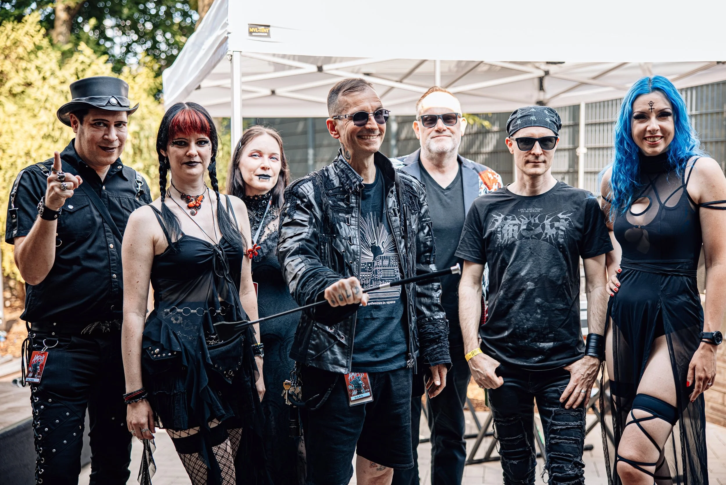 mark_benecke_celene_oli_jens_moderation_amphi_festival_koeln_cologne_2026_tanzbrunnen_fotos_von_Thomas_Friedel_Fuhrmann_bandfisch_tv - 35.jpeg